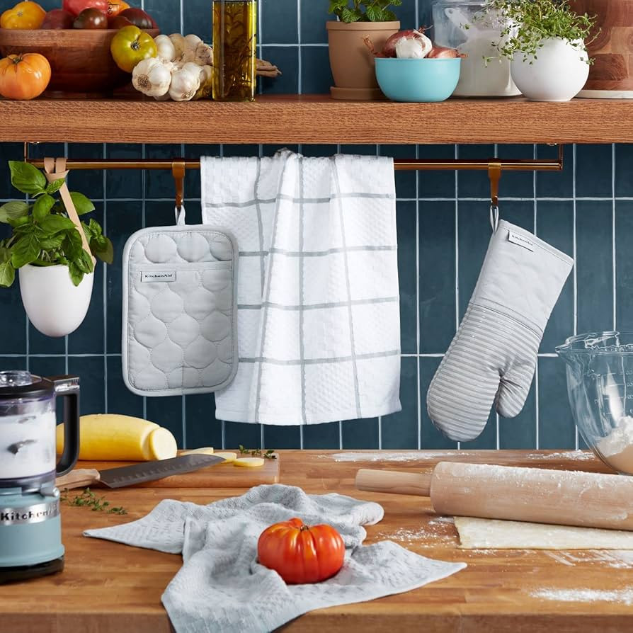 KITCHENAID Quilted Cotton Terry Cloth Oven Mitt, Pot Holder, Kitchen Towel 4-Pack Set, Heat Resis... | Amazon (US)