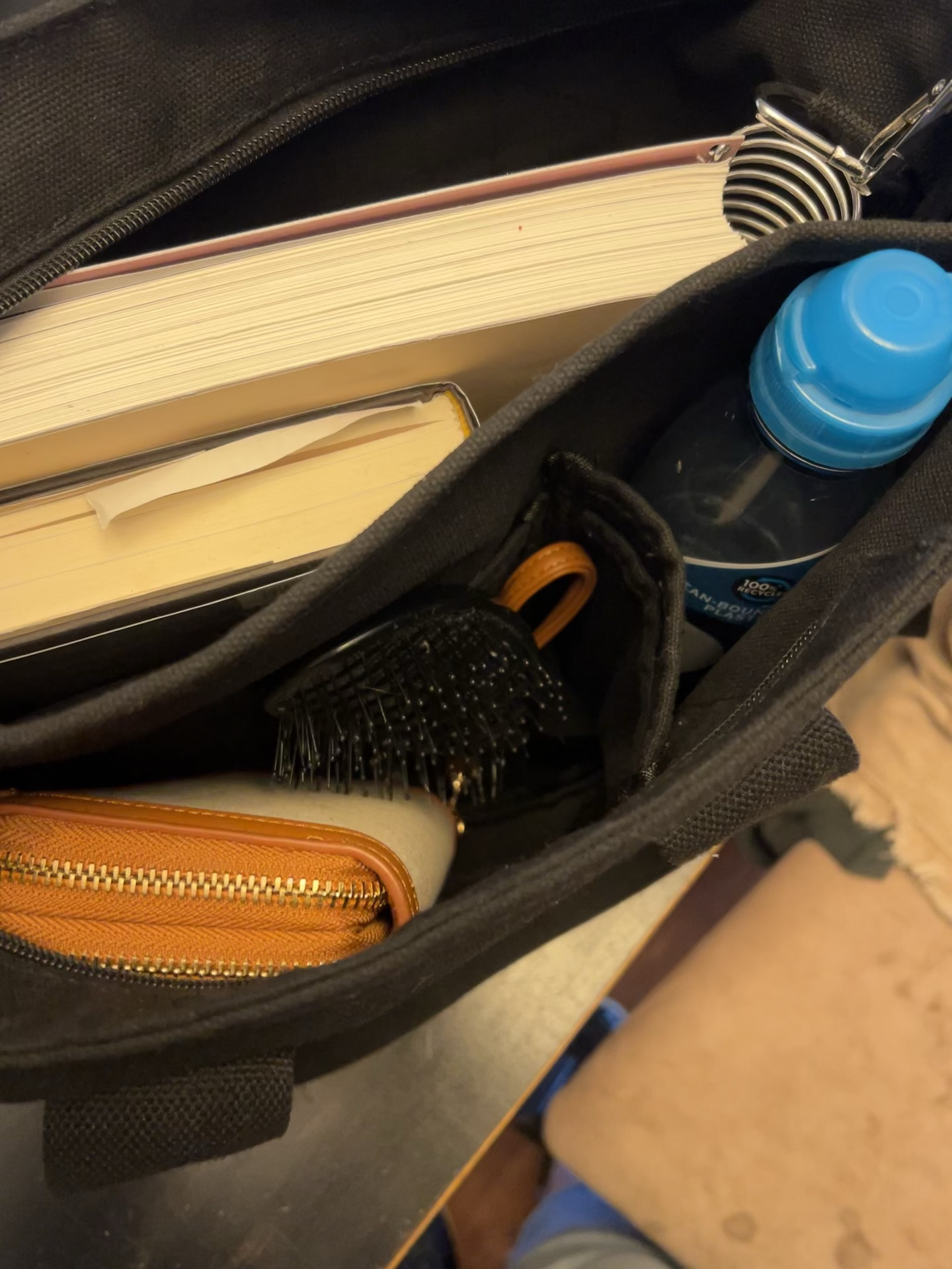 The perfect mom bag! 
Had a built in cup holder perfect for snacks and library books or anything a homeschool mom needs! 

#LTKfamily #LTKitbag #LTKVideo