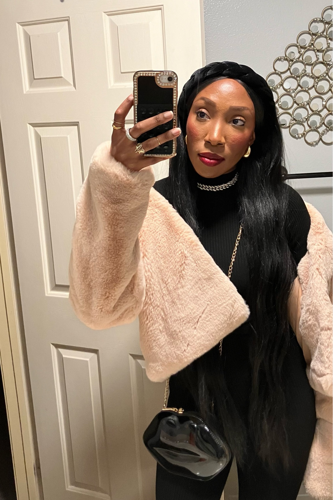 Comfy cozy, but still stylish look


#LTKstyletip #LTKSeasonal