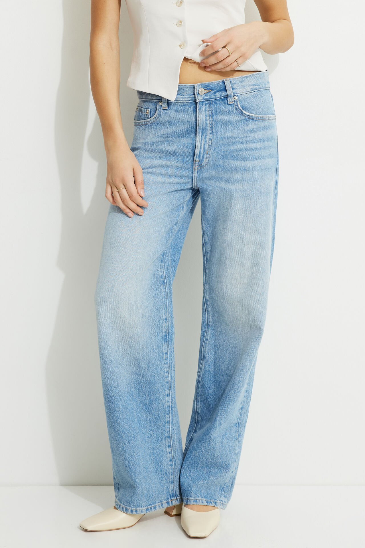 Sydney Baggy Straight Jeans | Dynamite Clothing