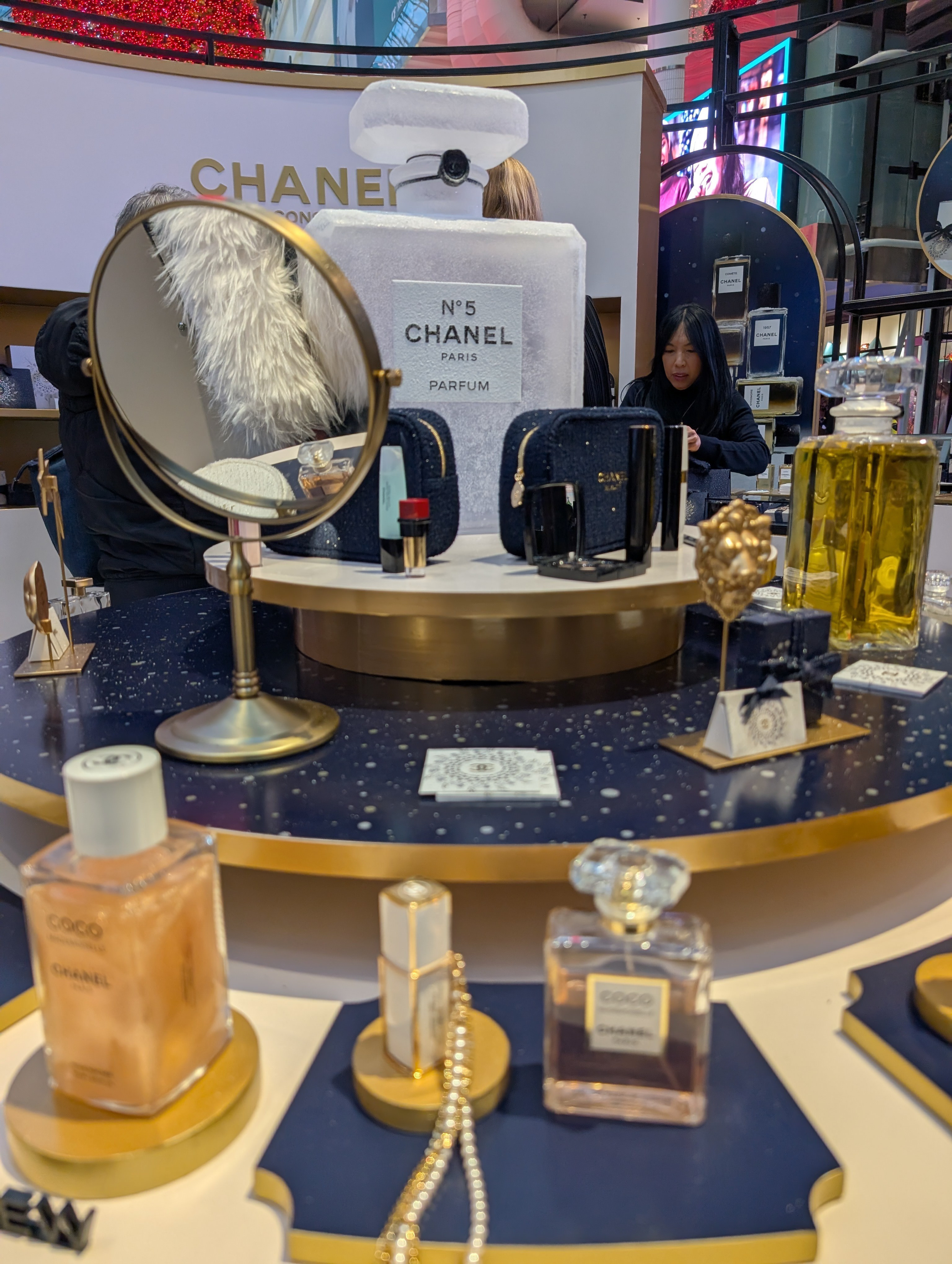 Chanel, perfumes, mascara, eyeliner, lipstick, beauty products, makeup, gift ideas, Christmas gifts, luxury 

#LTKbeauty #LTKgiftguide #LTKstyletip