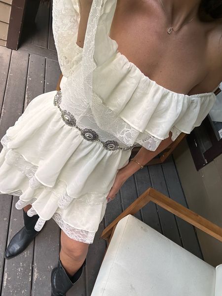 Under $20 Walmart dress!! Who needs the perfect country look?! Wearing a size small 

Walmart finds 
Walmart partner 
White dress
Mini dress 


#LTKStyleTip #LTKSeasonal #LTKFindsUnder50