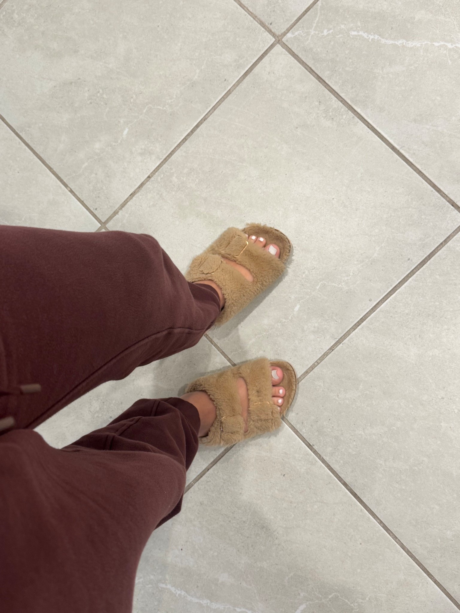 My soft and warm house slippers I always rave about are linked here! 🤎✨


cozy house shoes | warm sandals | fuzzy shoes | camel color | cozy warm slippers | chic house slippers | sweatpants | cold weather favorites |

#LTKHome #LTKSeasonal #LTKselfcare