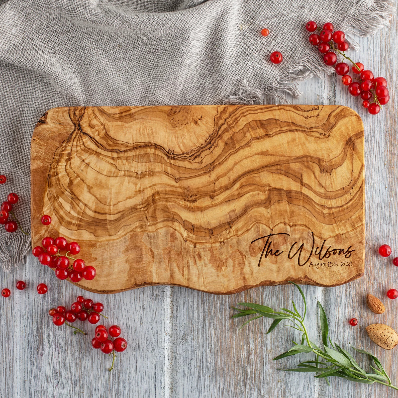 Olive Wood Cutting Board Personalized Wedding Gift for Couple - Etsy | Etsy (US)