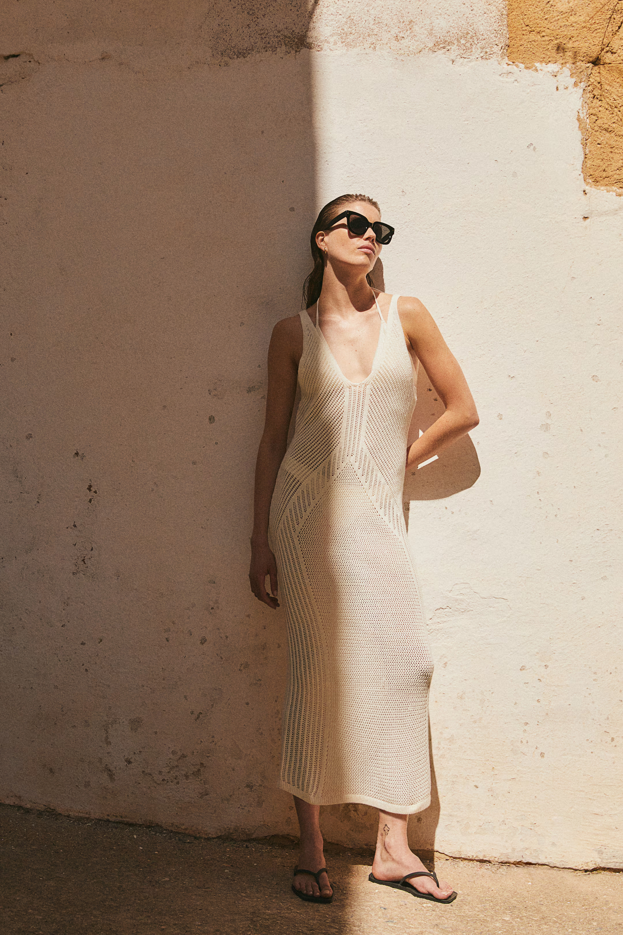 Crochet-look dress | H&M (UK, MY, IN, SG, PH, TW, HK)