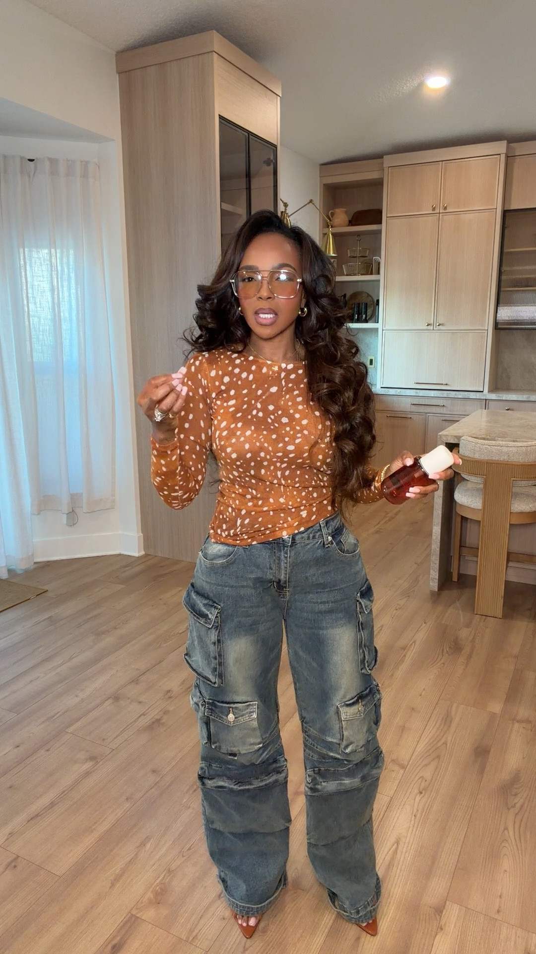 Cargo jeans, but make it chic! 🤎✨

Loving these relaxed wide-leg cargo jeans styled with a brown polka dot top. The perfect mix of trendy, casual, and effortlessly stylish for fall!

Size Small | 5'4" | 140 lbs

Everything is linked below! 🛍️

fall casual outfits, cargo jeans outfit, polka dot top, wide leg denim, trendy fall fashion, casual chic outfits, elevated street style