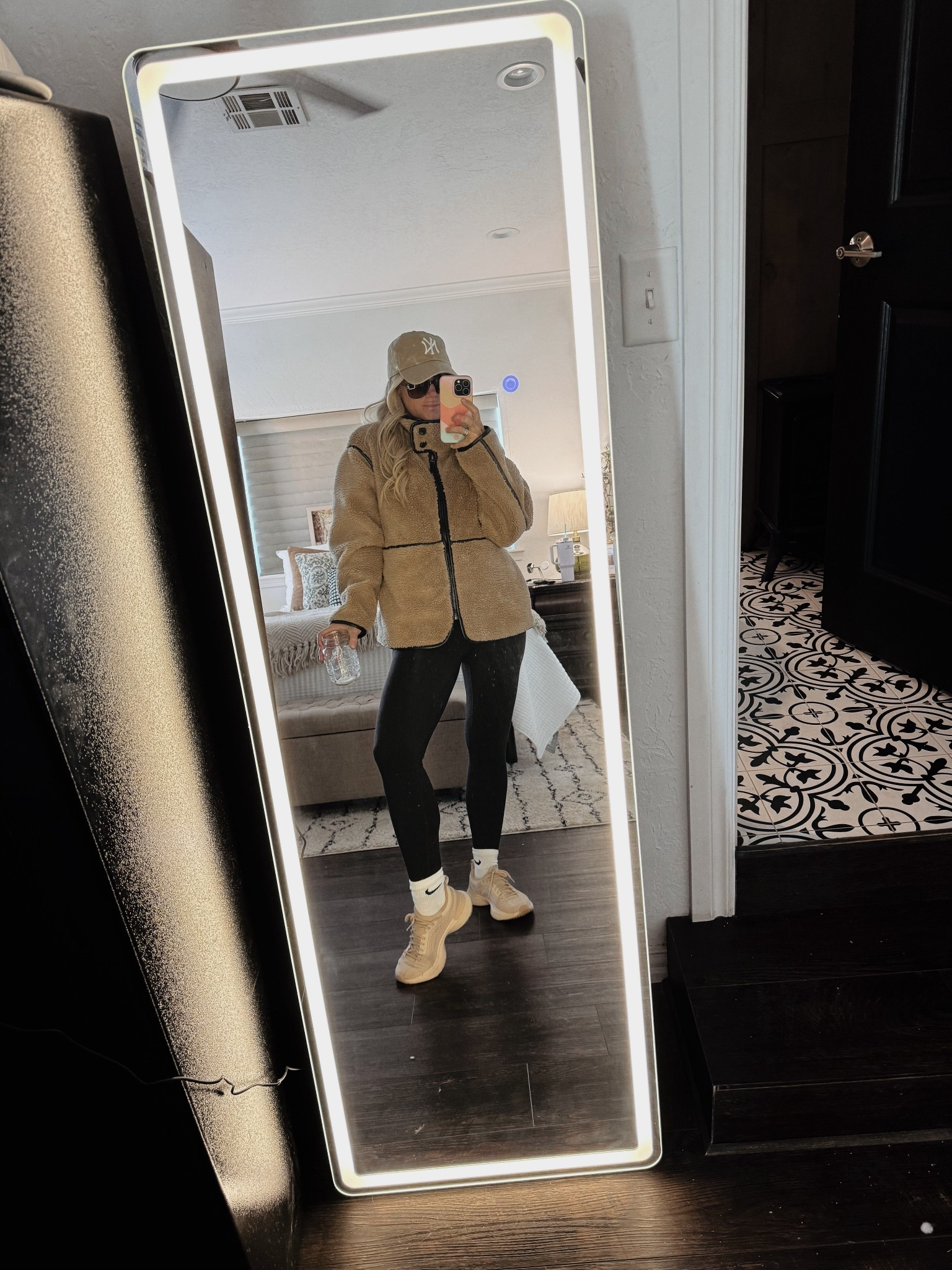 coffee run fit ☕️ neutral tones + cozy layers always win 🤎
linked the fleece, leggings + my fave sneakers on my LTK ✨ #ltkfashion #ltkfallstyle #neutraloutfit #cozyfit #fleecejacket #casualstyle #falloutfitideas #ltkfinds #streetstyle 

#LTKActive
