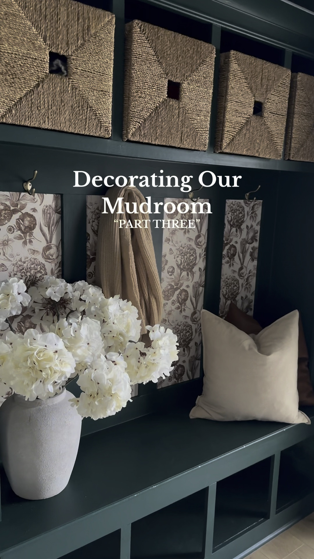 Vase “Home Goods”
Baskets “IKEA”
Flowers “Tuesday Morning"

#LTKhome