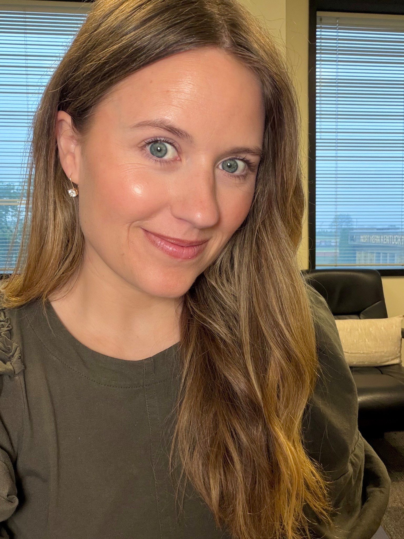 Every minute of sleep has been counting lately - which means my makeup for work has quite literally been taking me only 5 minutes. And the best part - it’s been getting me so many compliments 💗 linking the products used below! 

mom makeup, quick makeup, 5 minute makeup, easy makeup, work makeup 

#LTKBeauty #LTKmomlife