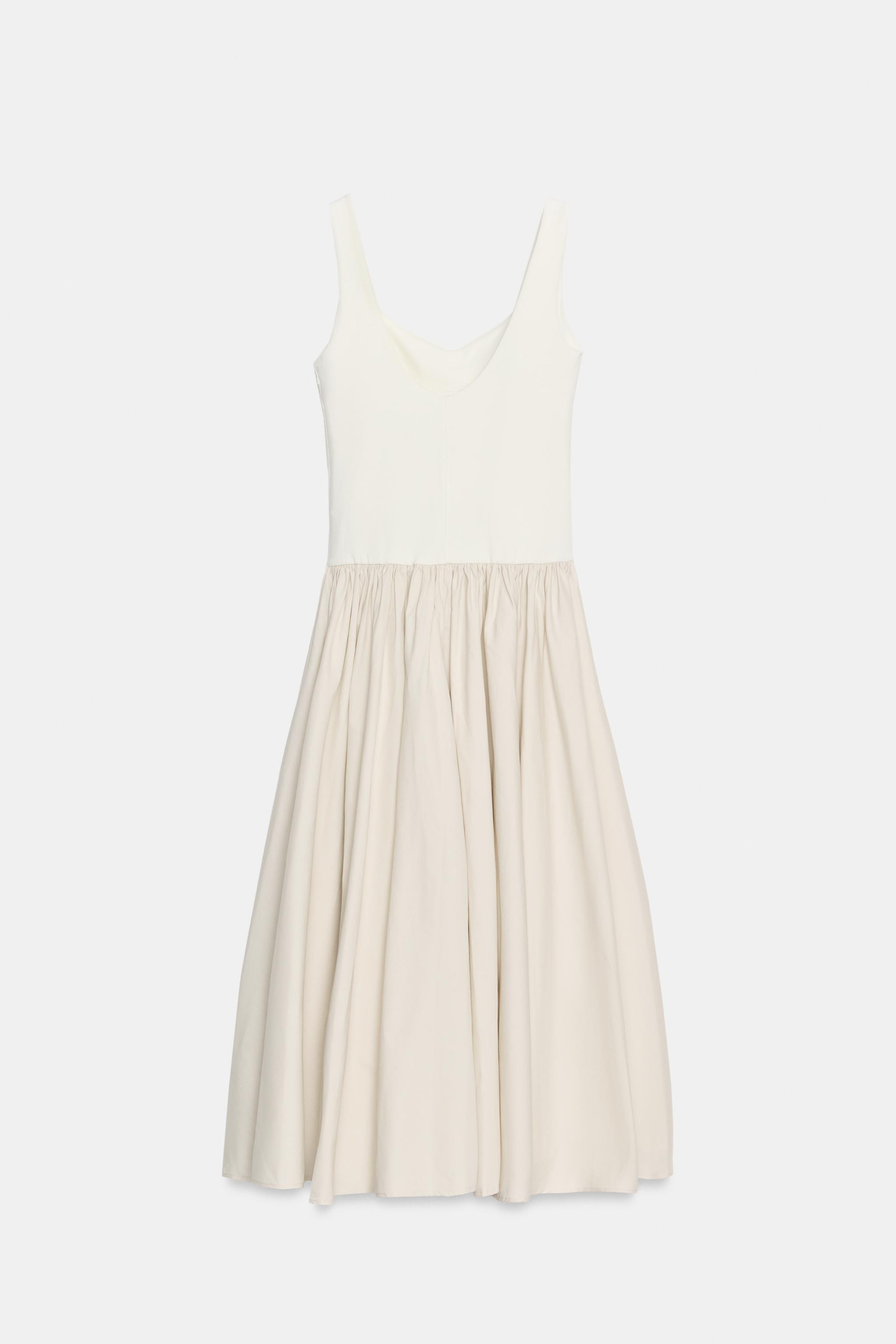 Dress made with a main fabric of cotton yarn. Sweetheart neckline and wide straps. Featuring a co... | Zara UK