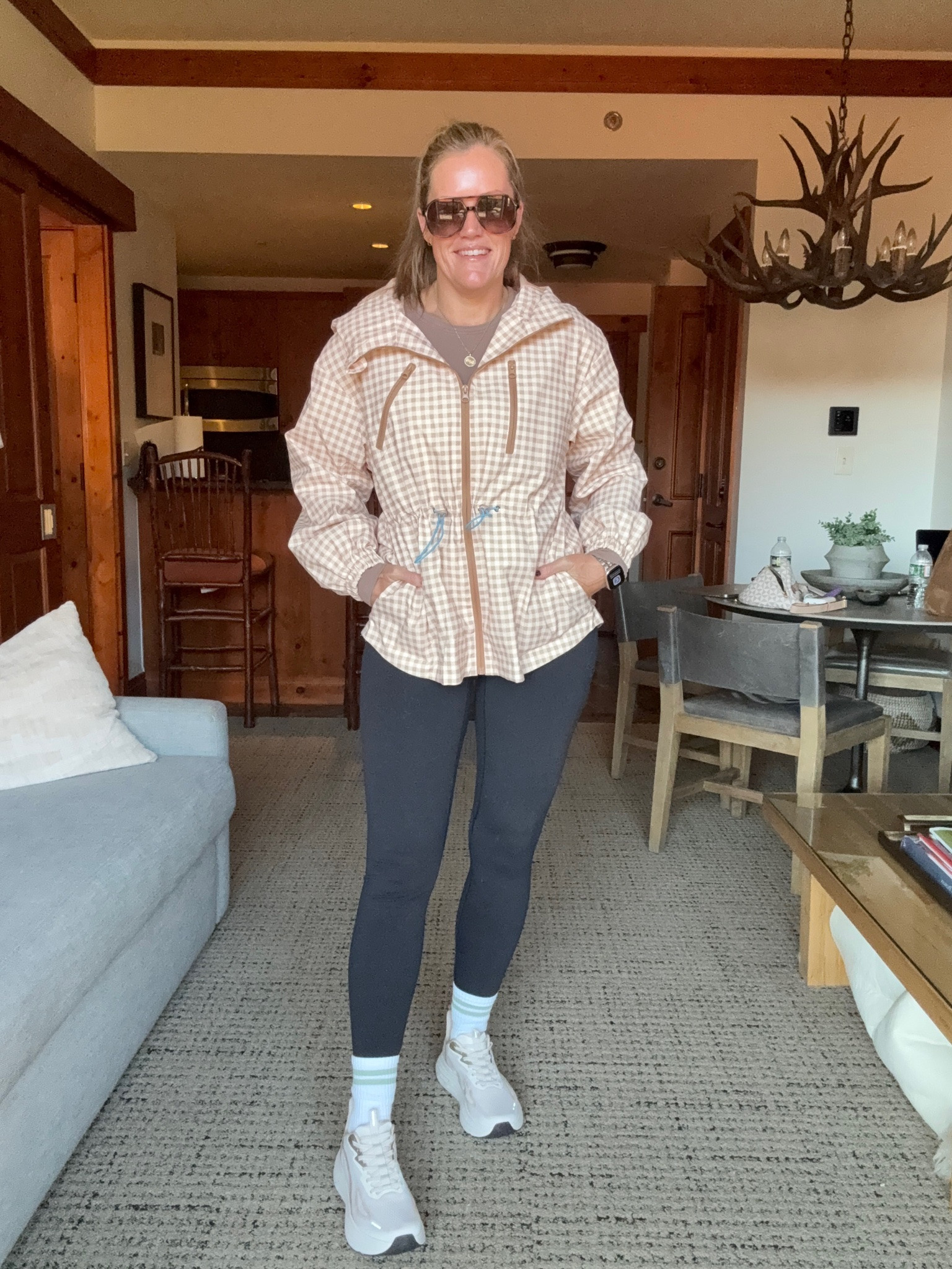 Cute hiking outfit 

Fall outfit fall fashion leggings sneakers trendy outfit

#LTKmomlife #LTKgrwm #LTKootd