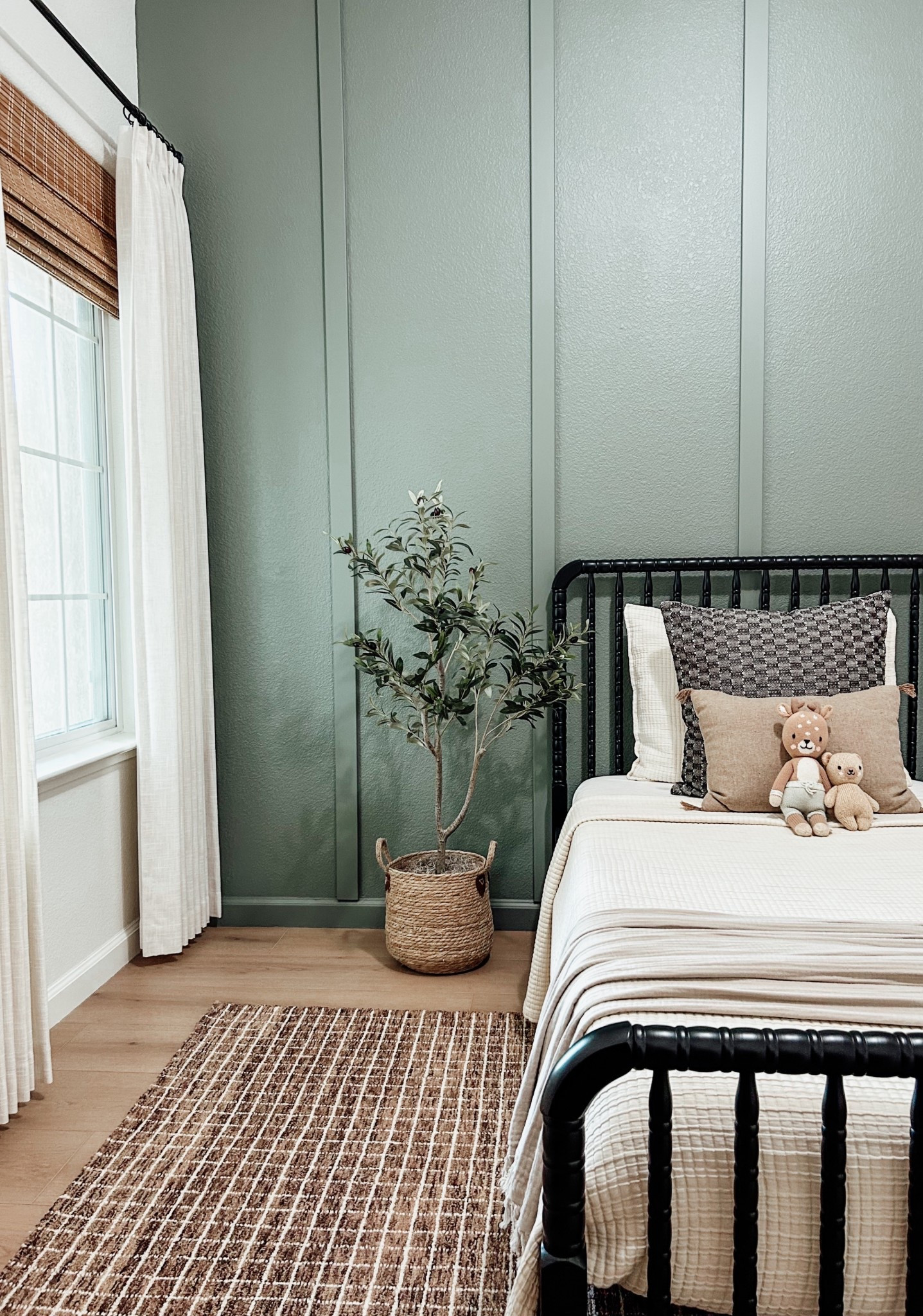 Henry’s bedroom links 🔗 

Wall colors: Retreat & Alabaster by Sherwin Williams  

#LTKHome #LTKKids
