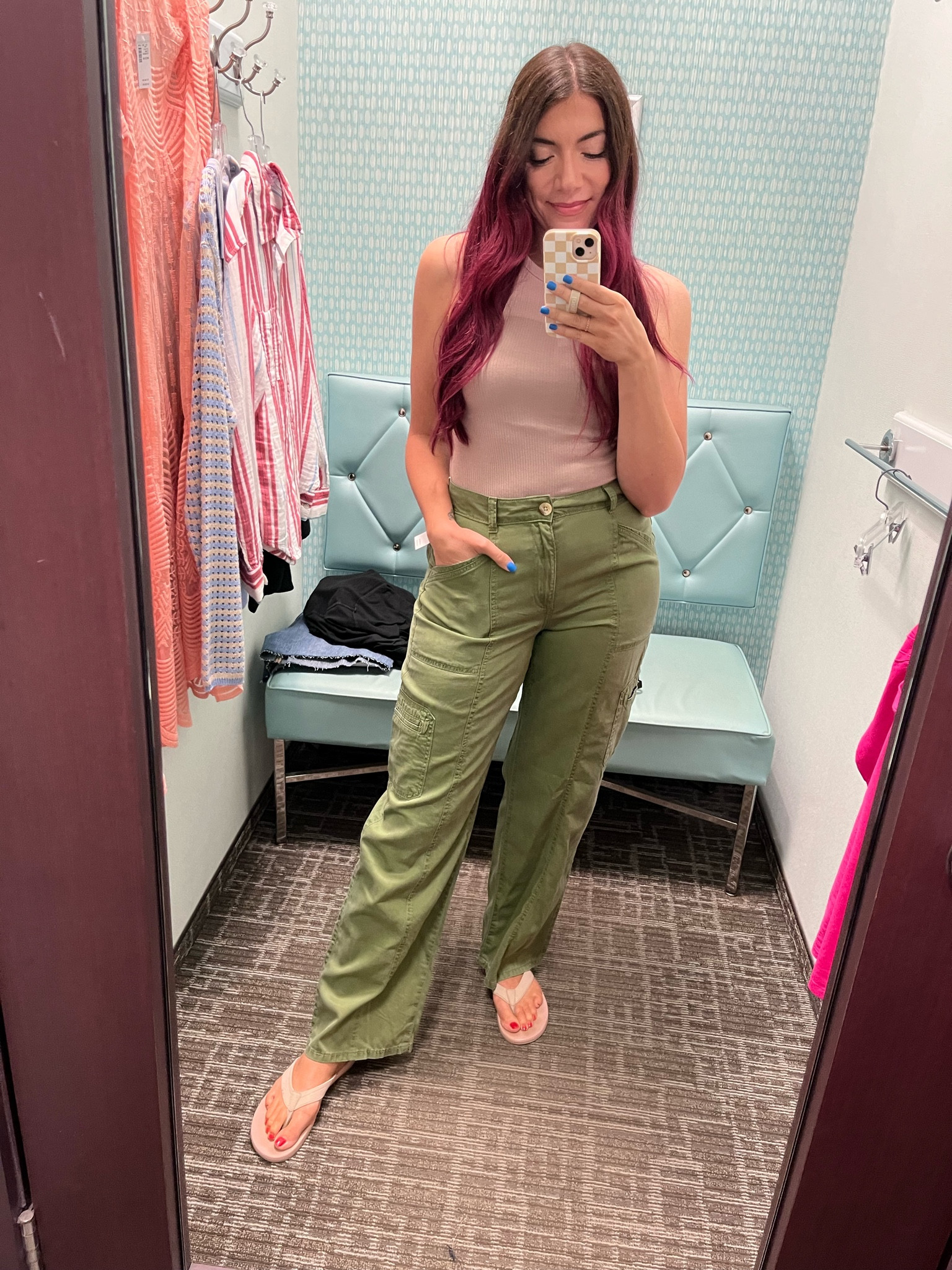 It’s giving Kim Possible vibes and I’m here for it 🙌🏻  Cargo pants are in right?! So many pockets, it’s a millennial’s dream! 😴 



#LTKcanada #LTKsale #LTKsummer