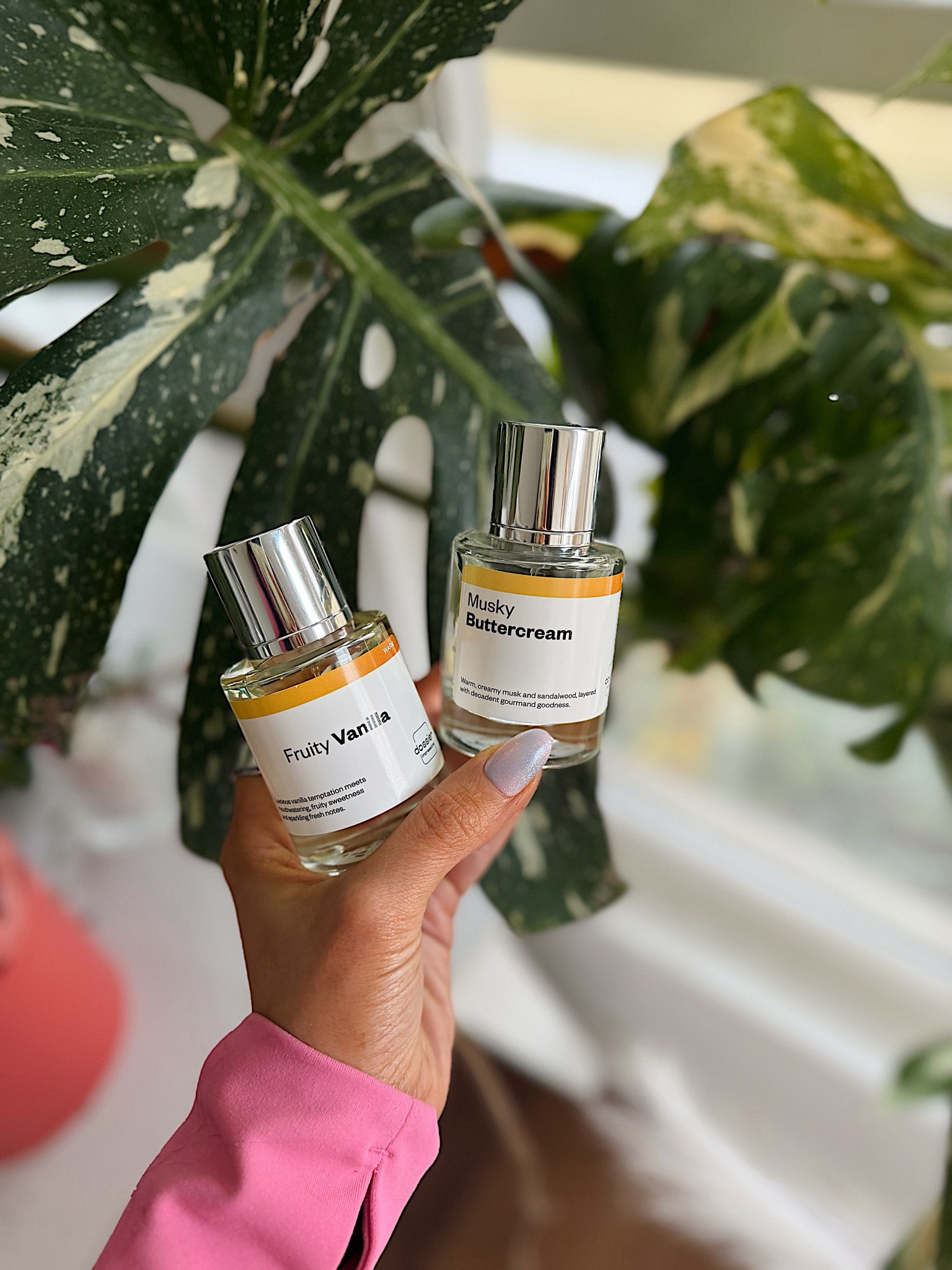 February Dossier Perfume
Couldn’t pick between these two so grabbed both this time 💕
Fruity Vanilla- Inspired by Burberry Goddess

Top: Pear, Ginger, Mandarin
Middle:Peach, Jasmine, Lavender
Base: Vanilla, Caramel, Tonka bean

Musky Buttercream- Inspired by Glossier You Rêve 
Top: Hazelnut, Red Fruits, Coconut
Middle: Buttercream, Orris
Base: White Musks, Sandalwood, Ambroxan


#LTKBeauty #LTKselfcare
