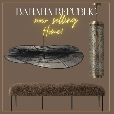 How exciting!! Banana Republic now carrying Home and its ammmazing!!! 
•
•
•
#bananarepublic #bananarepublichome #chichome
#chiclighting #kellywearstlerstyle 

#LTKhome