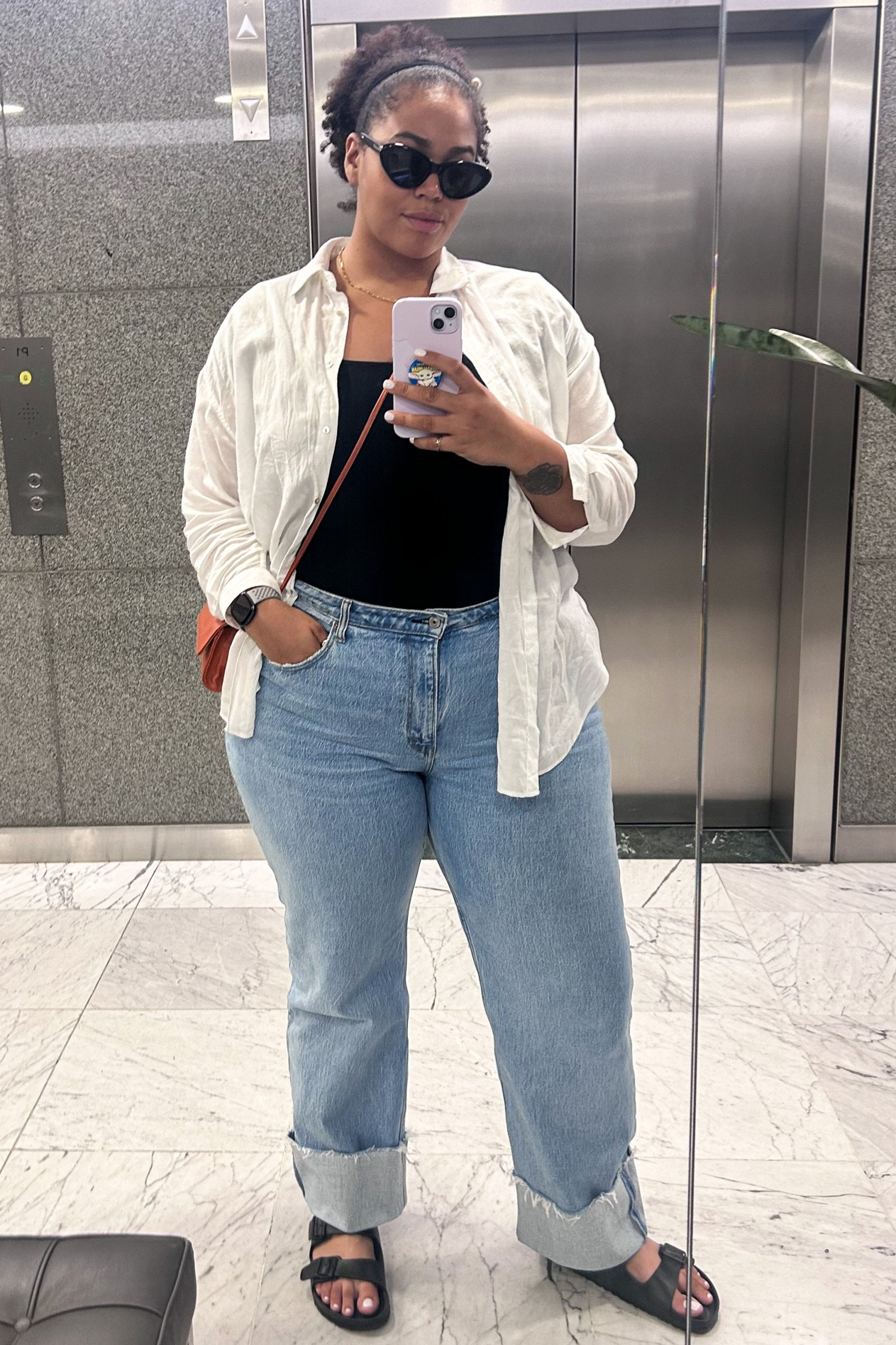 ✨Threw this on today for a quick comfy outfit for lunch to finish of my weekend of birthday celebrations &  it was so comfortable I had to post this! 😎

I’m a big fan of the Abercrombie curve range as they do really classic styles which are versatile with good fabrics. 

I try to choose items I can get a lot of use out of whenever I shop for clothes anyway & I think Abercrombie is great for that as they have lots of styling staples. 

It took me a while to figure out my Abercrombie size, so I’m adding the sizes below for reference. 

✨Jeans 34 18R | Body : Large  ✨

My measurements are in my bio 🆙☝🏽hopefully that helps give you an idea if your new to Abercrombie. I would say the sizes run a bit bigger, so might be worth sizing down. 

❤️🫶🏽


#LTKeurope #LTKFind #LTKstyletip