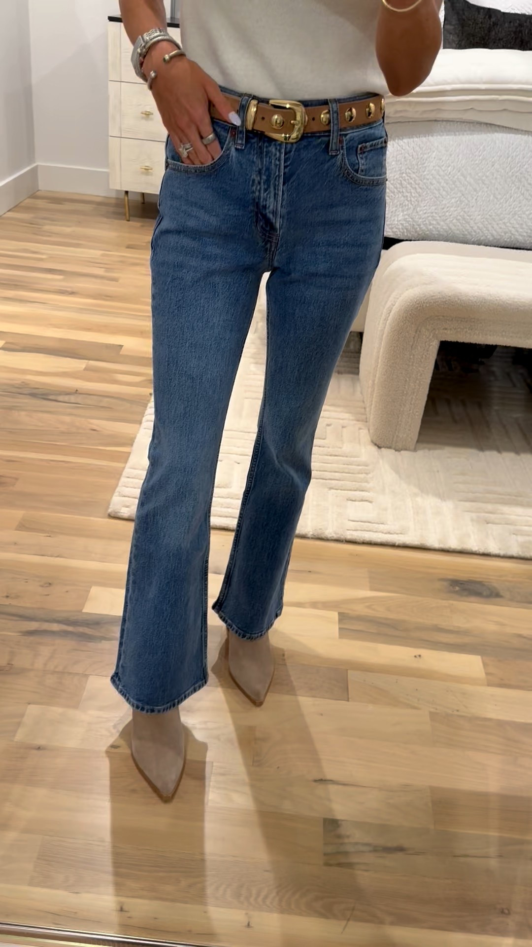 Must have petite jeans for fall love the bootcut mini flare style flattering with booties. Wearing 23 x short 

#LTKFindsUnder100 #LTKPetite #LTKFindsUnder50