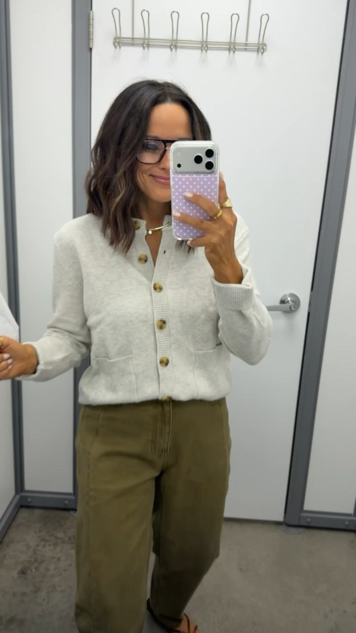 This Walmart cardigan is giving all the cozy fall vibes 🤎 the perfect little layer to throw on with jeans for an easy, put-together outfit!

#WalmartFinds #WalmartFashion #WalmartStyle #FallFashion #FallStyle #CozyStyle #Cardigan #FallOutfits #AffordableFashion #LTKCreator #LTKFashion

#LTKootd