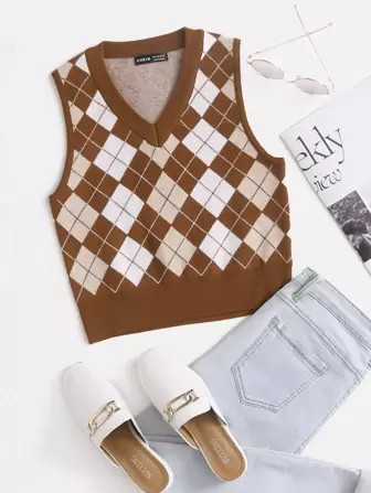 SHEIN EZwear V Neck Argyle Pattern Sweater Vest | SHEIN