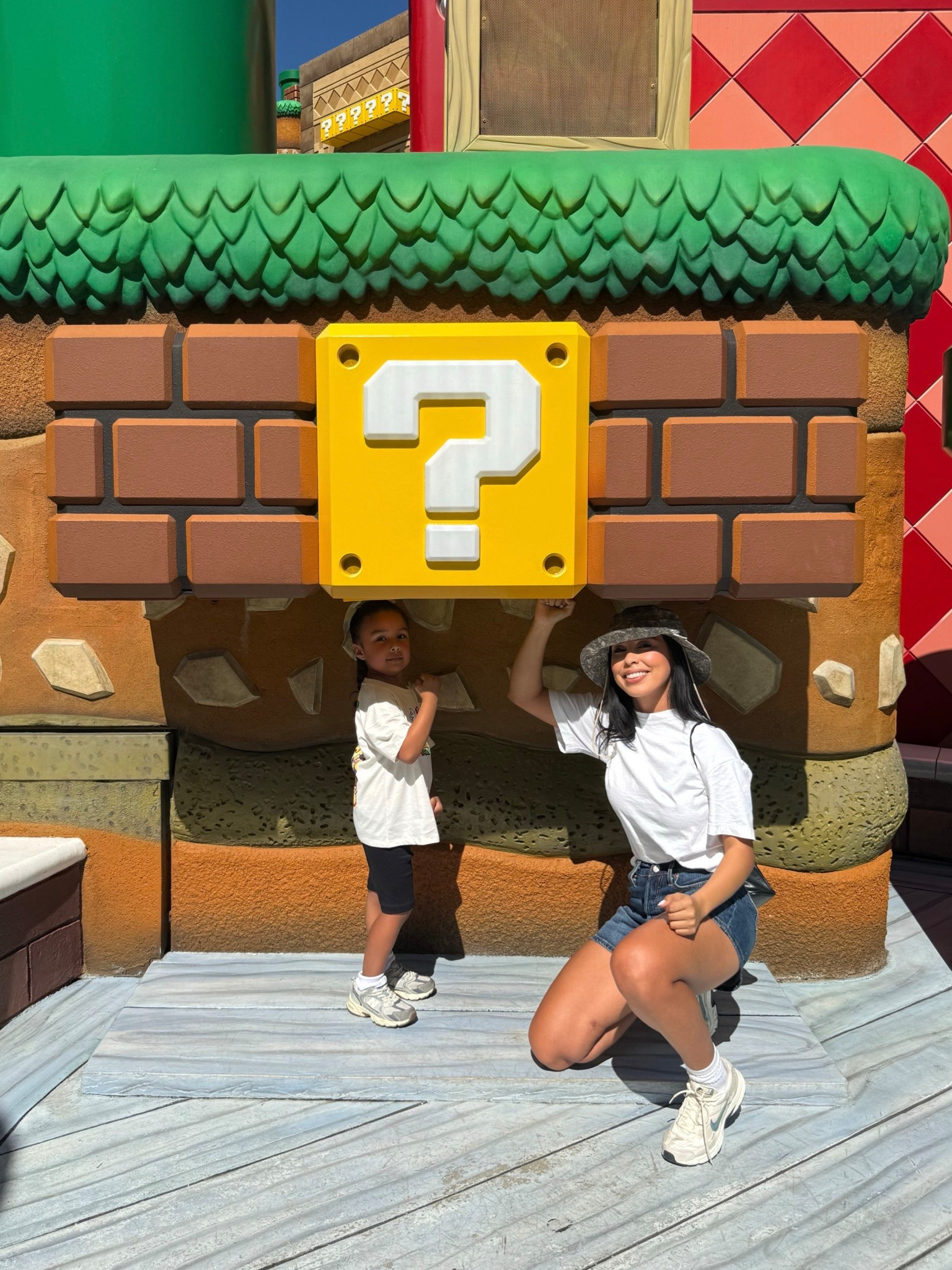 theme park outfit :)