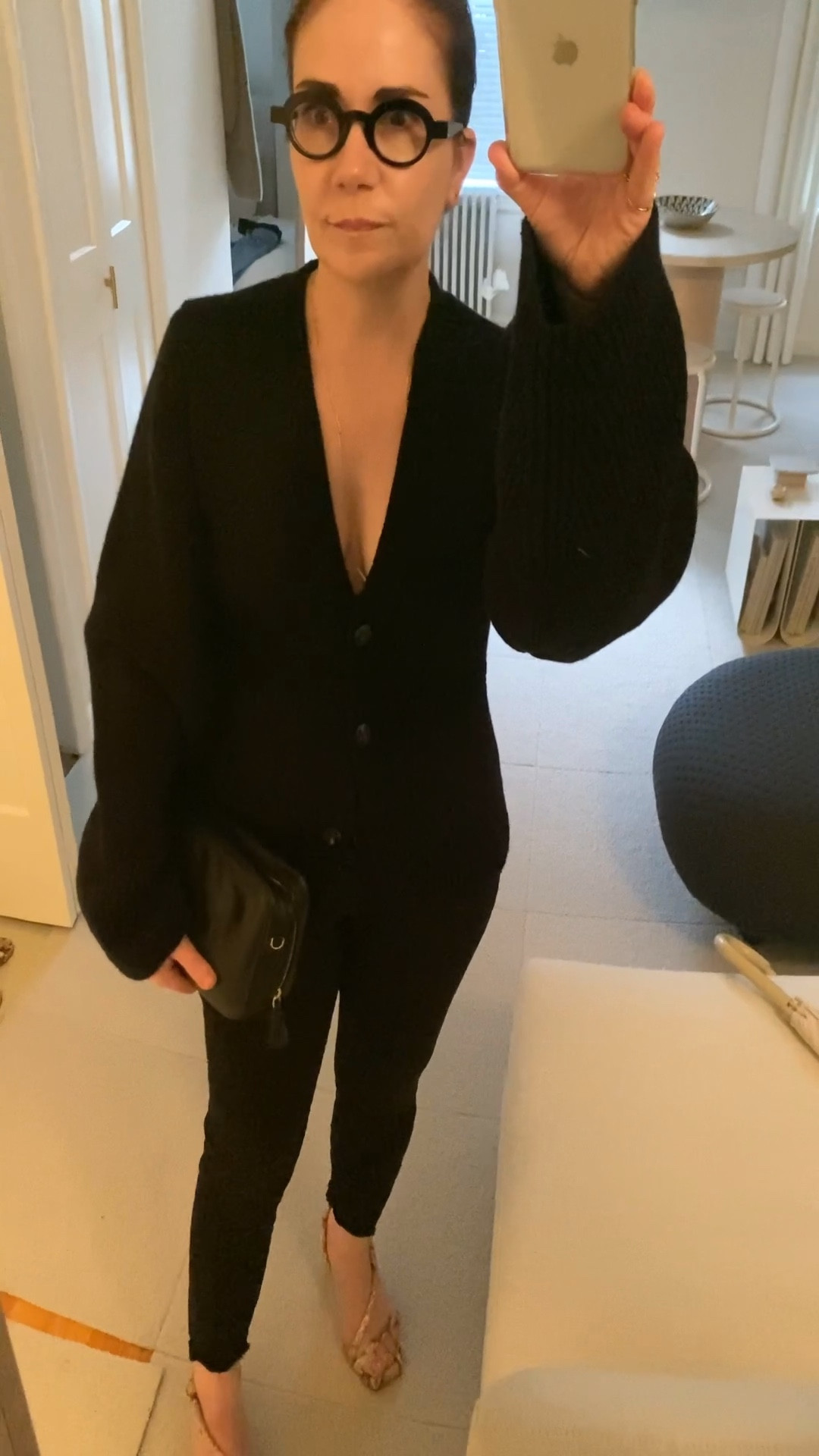 my favorite #khaite_ny sweater in black


#LTKstyletip