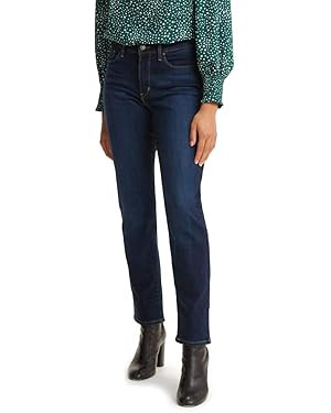 Levi's Women's Classic Straight Jeans | Amazon (US)