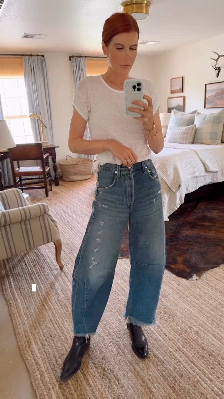 Horseshoe denim are all the craze right now. I’m not one to buy into trends usually, but I think these have strong staying power over the next few years.

They’re such a fun spin on your every day denim. You can pair it with a plain white tee and boots like I did here and it instantly makes your look more fashion forward, even for the most causal occasions. Not to mention they’re super comfortable and perfect for summer because they don’t cling onto your body.

#LTKstyletip #LTKFind #LTKworkwear