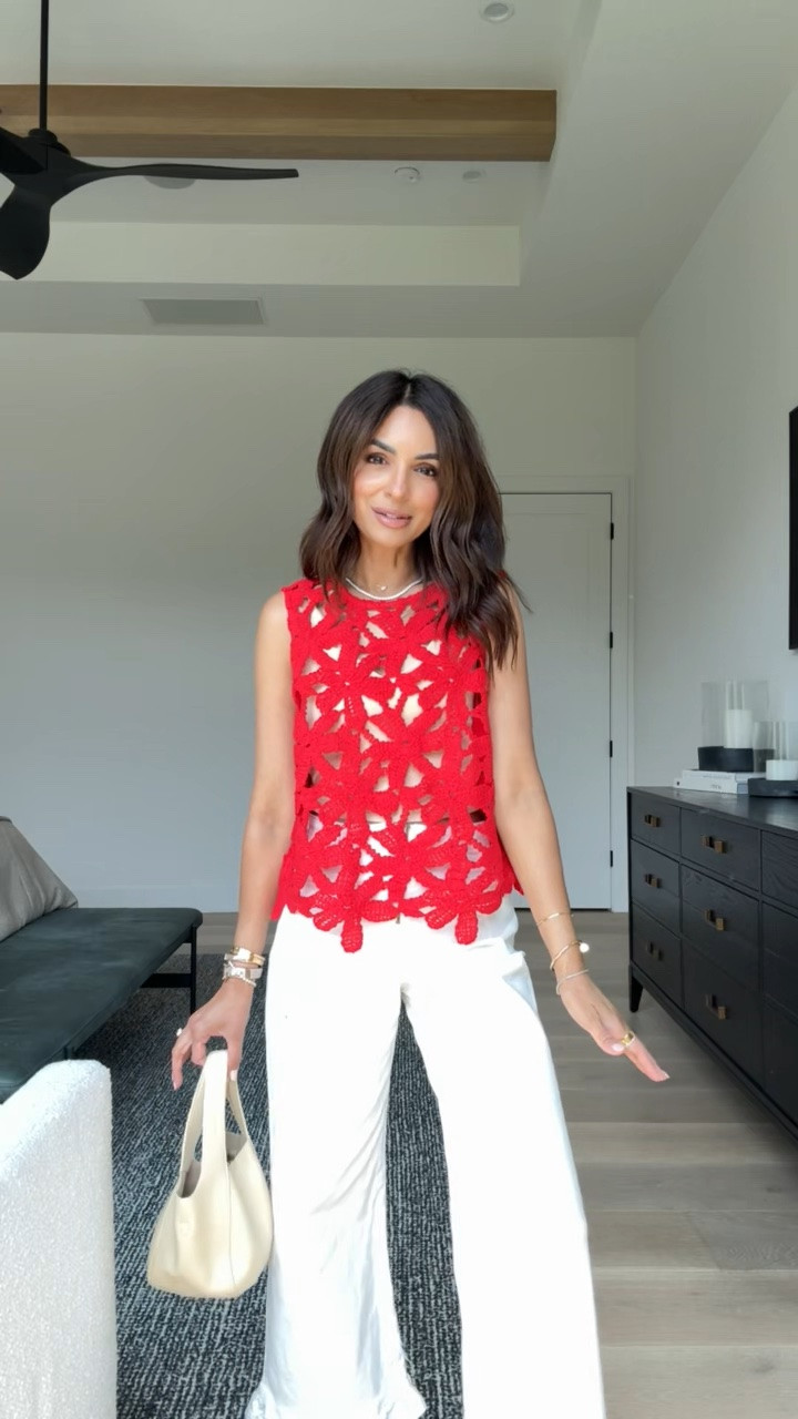 This is such a fun top for Fourth of July and would even work over a swimsuit! I would size down ❤️ Use code NASREEN20 for 20% off a $100 purchase!

#LTKootd #LTKSaleAlert #LTKPetite