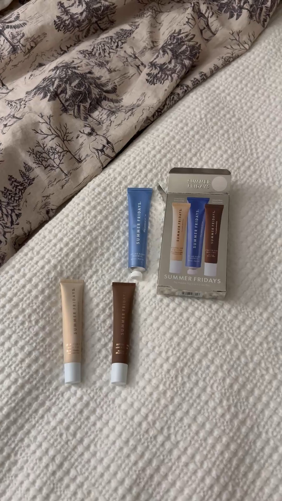 Summer Fridays
Lip balm 
Hot cocoa 
Toasted marshmallow 
Limited edition 
Holiday trio gift set 

#LTKGiftGuide #LTKHoliday #LTKBeauty