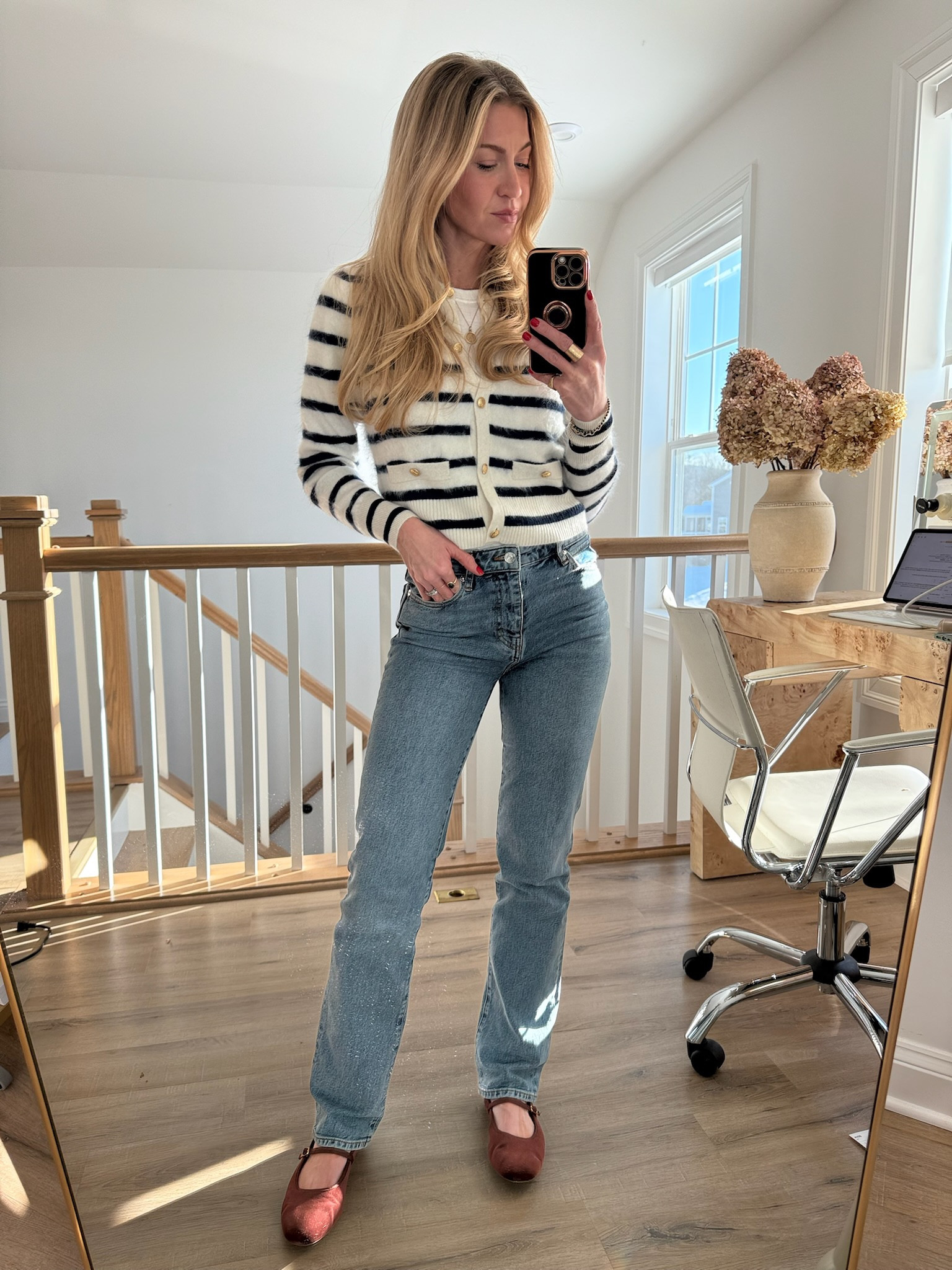 Navy white striped cashmere sweater (wearing a S)
Straight leg high rise denim (run TTS)
Velvet brown flats (run TTS) 
Men’s white tee (wearing size S, runs oversized) 

#LTKStyleTip #LTKBeauty #LTKSeasonal
