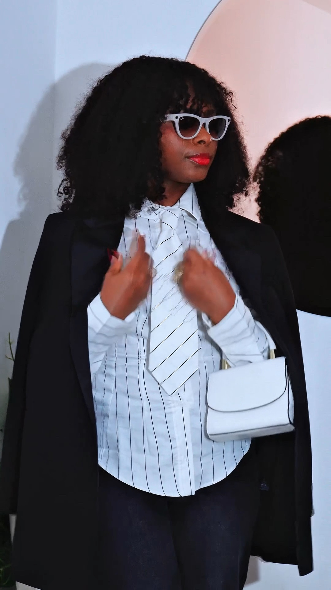 Classic layers never fail ✨
Blazer season done right — structured, modest, timeless and powerful.

Shop this full look via my LTK 🤍
Your wardrobe upgrade starts here 👇🏽

#LTKmodest #LTKuk #LTKworkwear