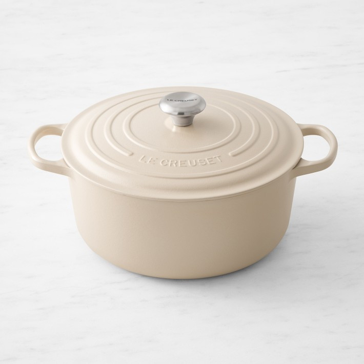Le Creuset Signature Enameled Cast Iron Round Dutch Oven | Williams-Sonoma