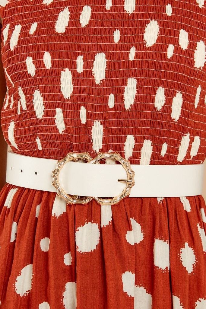 Bamboozle Them All White Belt | Red Dress 