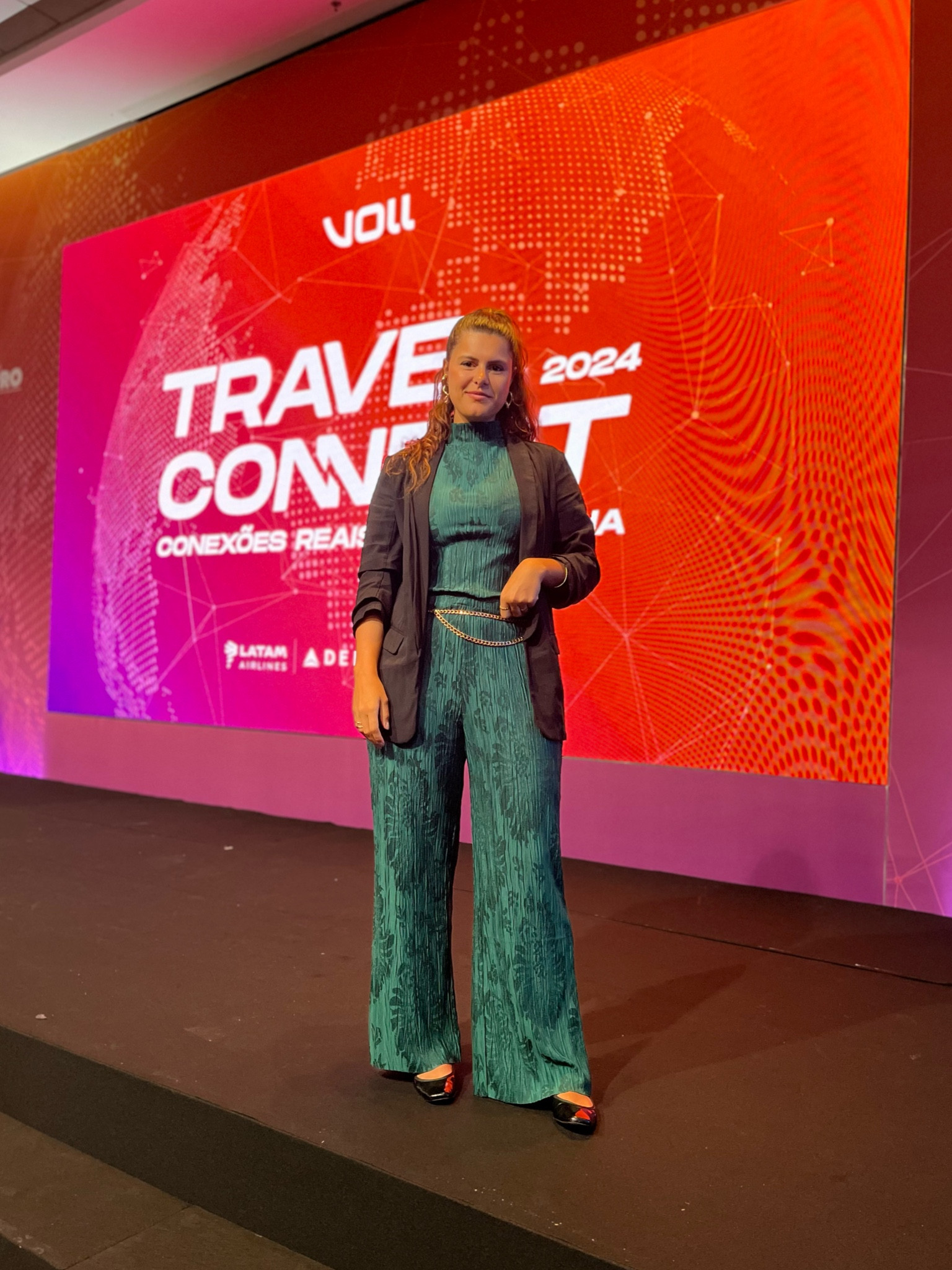 ~ fit check :)

Créditos do look: blusa sem manga e calça  @renner / blaser e cinto @cea / sapatilha @mindse7cea 

Meus Cupons de descontos ativos:

C&A - Código Consultora: kamivogel 10% off acima de
149,00
Renner - Cupom: KAMISVOGEL 10% off apenas pelo meu link da bio
Farm - Código Consultora: 7A7213 10% off + frete grátis
YouCom - Cupom: KAMISVOGEL 10% off apenas pelo meu link da bio
Riachuelo - Cupom: RCHLO558565AFL 10% off acima de 99,00.
Pantys - Cupom: KAMISVOGEL 10% off acima de
150,00.

_
#looks #lookdodia #provador #primavera #verao #vestidos #lookelegante #lookinspiração #lookbook #lookperfeito #achados #achadosrenner #achadosdasemana #cupomdedesconto

#LTKdicadeestilo #LTKbrasil #LTKcurvas