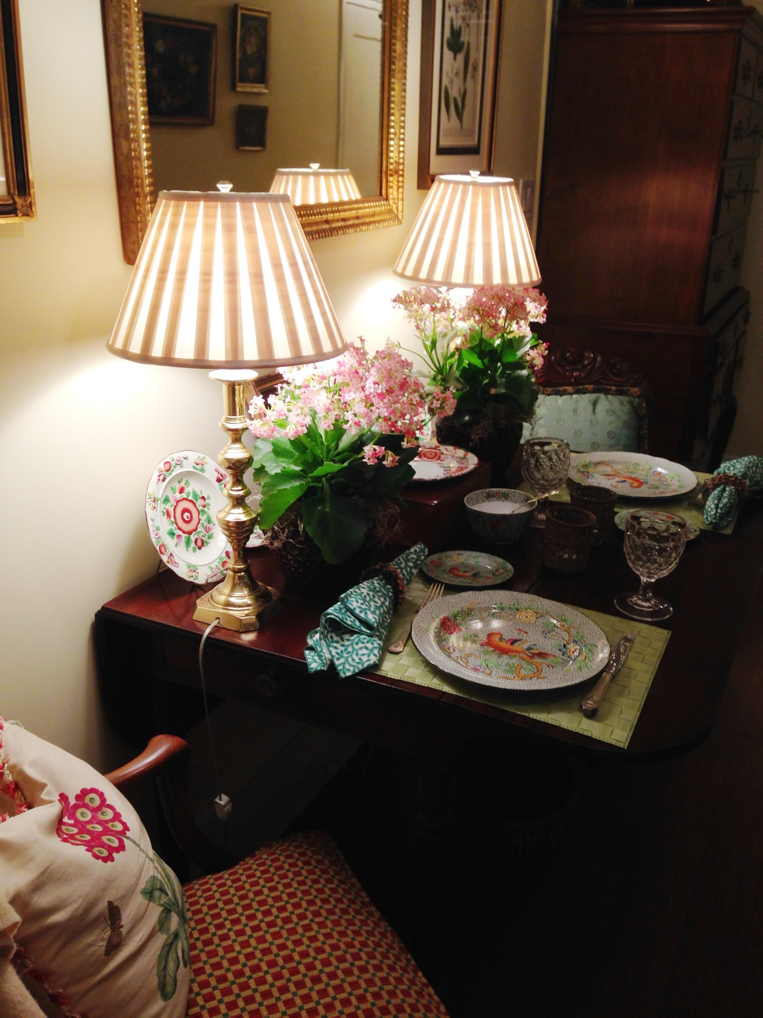 Setting a spring table is a favorite pastime. I love entertaining, whether for a crowd or just à deux!


#LTKstyletip #LTKfindsunder100 #LTKhome