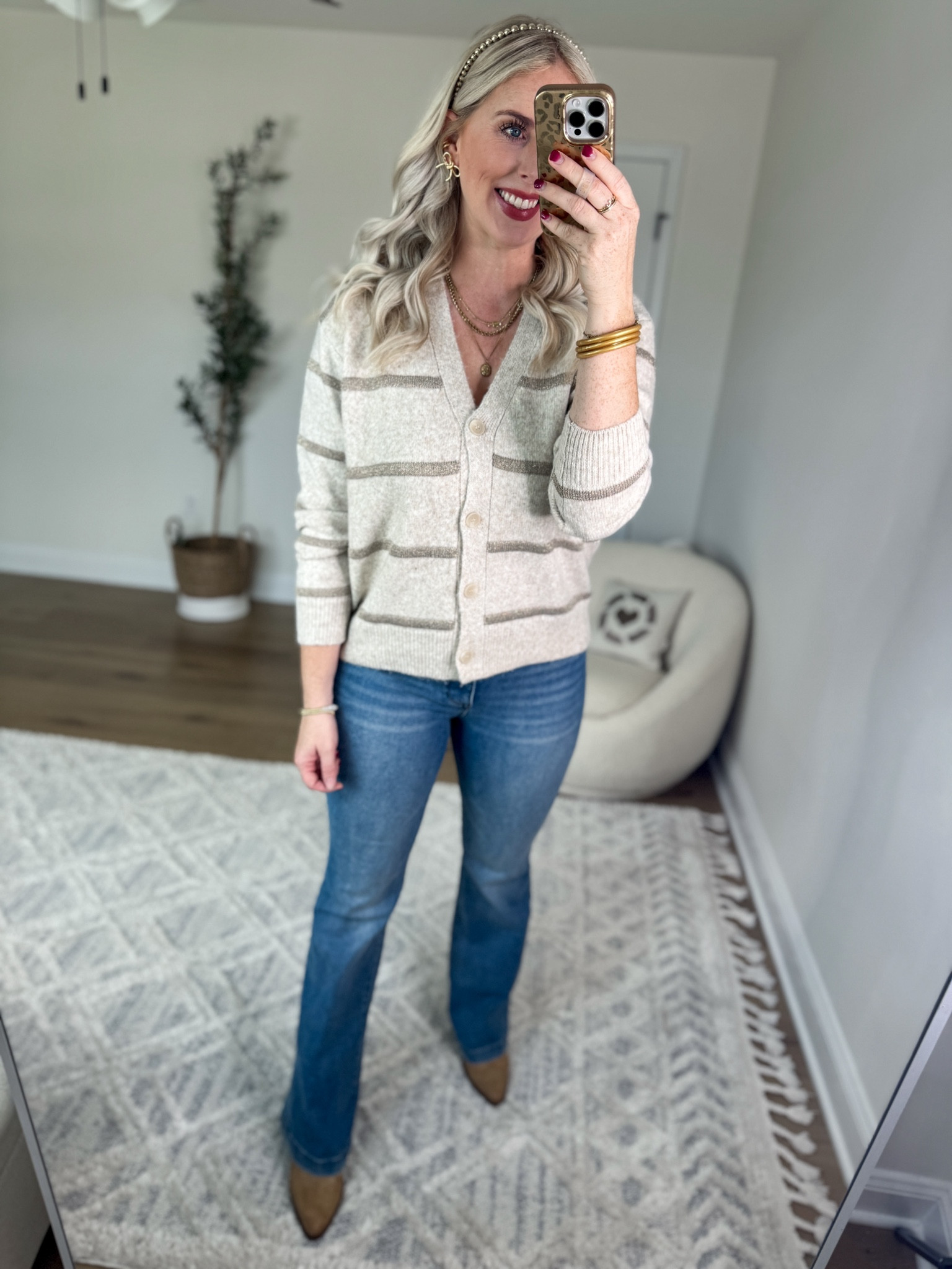 Weekend Walmart Wins try on 
Sparkle stripe cardigan- medium 
Flare jeans 


#LTKStyleTip #LTKSeasonal #LTKFindsUnder50
