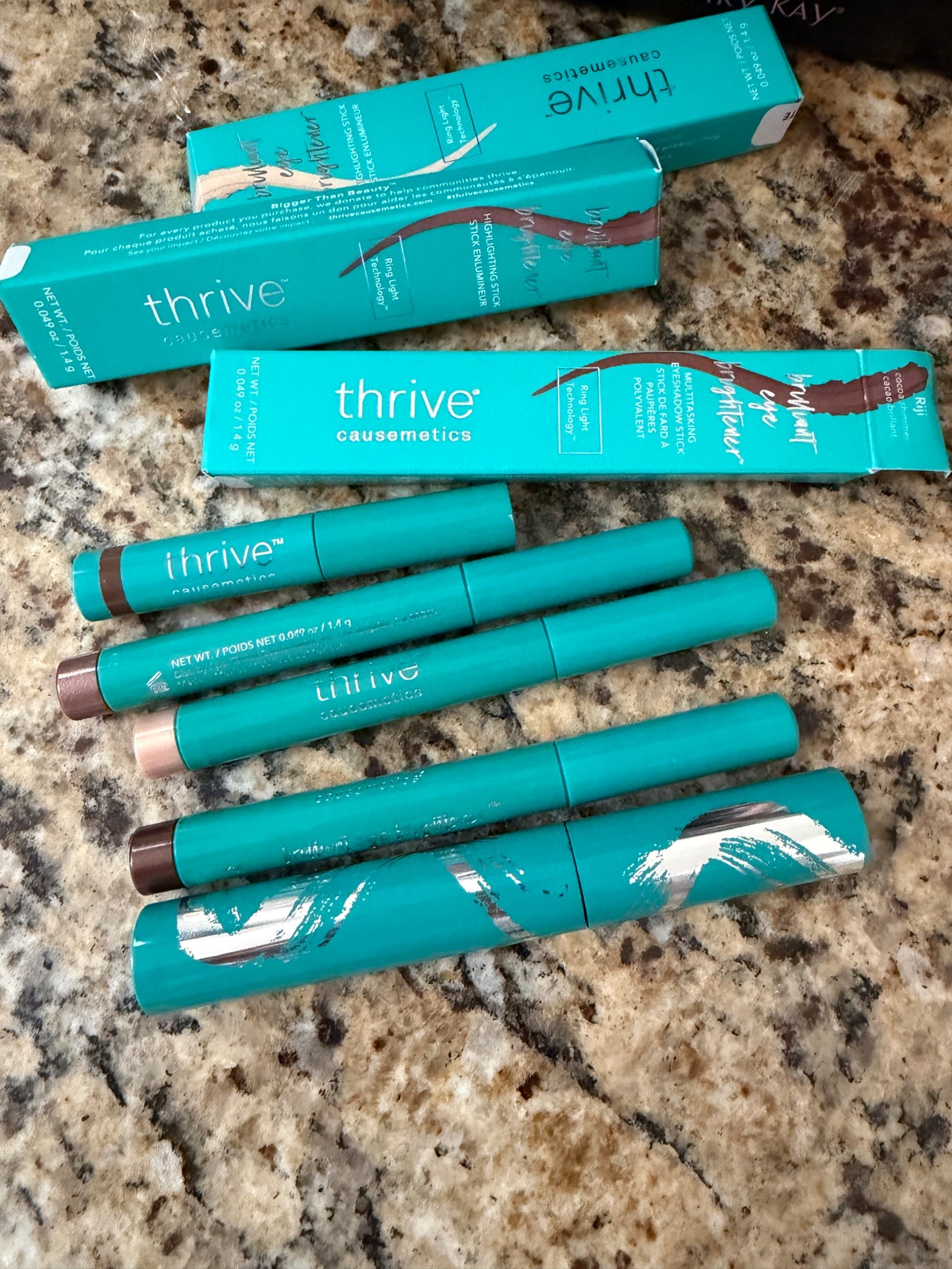 Thrive Causemetics Makeup Favorites


A few of my favorite Thrive Causemetics makeup staples 💄 These are some of the products I reach for regularly for an easy everyday makeup look. The Liquid Lash Extensions mascara is amazing for length and volume, and the Brilliant Eye Brightener sticks are perfect for a quick swipe of color or highlight.

Everything is linked including the mascara, eye brighteners, and brow product. Such great beauty staples if you want simple, quick everyday makeup.

thrive causemetics review, thrive makeup favorites, liquid lash extensions mascara, brilliant eye brightener, everyday makeup products, easy everyday makeup routine, beauty favorites, clean beauty makeup 💄✨

#LTKBeauty #LTKOver40 #LTKmorningroutine