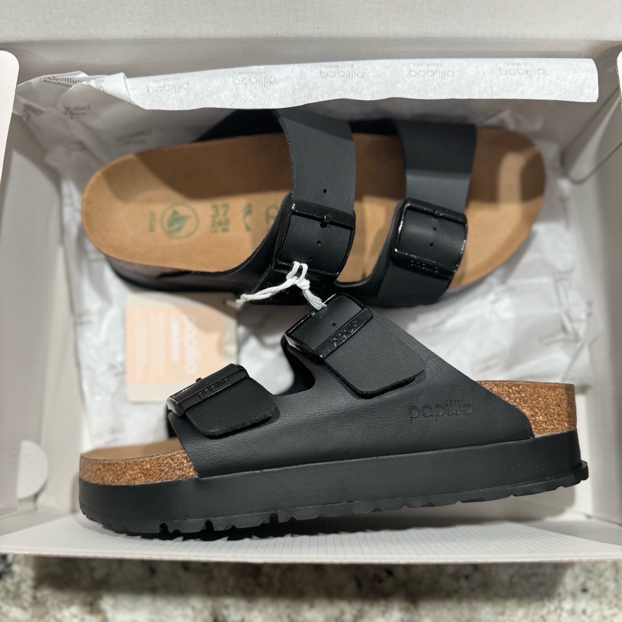 One of my favorite summer sandals! So easy to style!

#LTKgrwm #LTKootd #LTKSeasonal