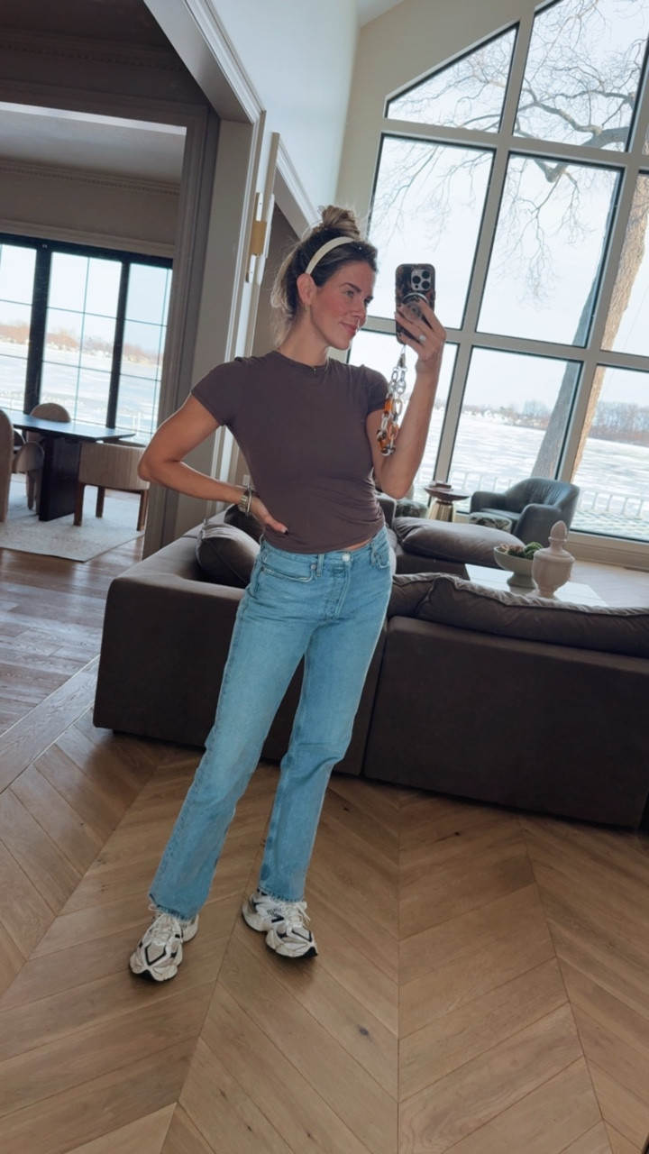 Casual OOTD in brown! Love this double lined Amazon staple top🤎

#LTKmomlife #LTKselfcare #LTKgrwm