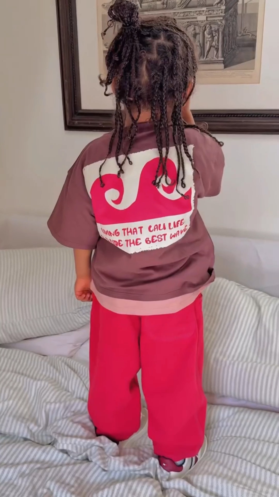 Saw this trouser online and it  looked red but when it arrived it was pink 🤣 he still looks cute in it though ☺️ what do we think should I keep or return? 



Toddler boy outfit | toddler boy summer outfit | spring outfit #luciolibero #trendykids #boymom #ootd #kidsfashion