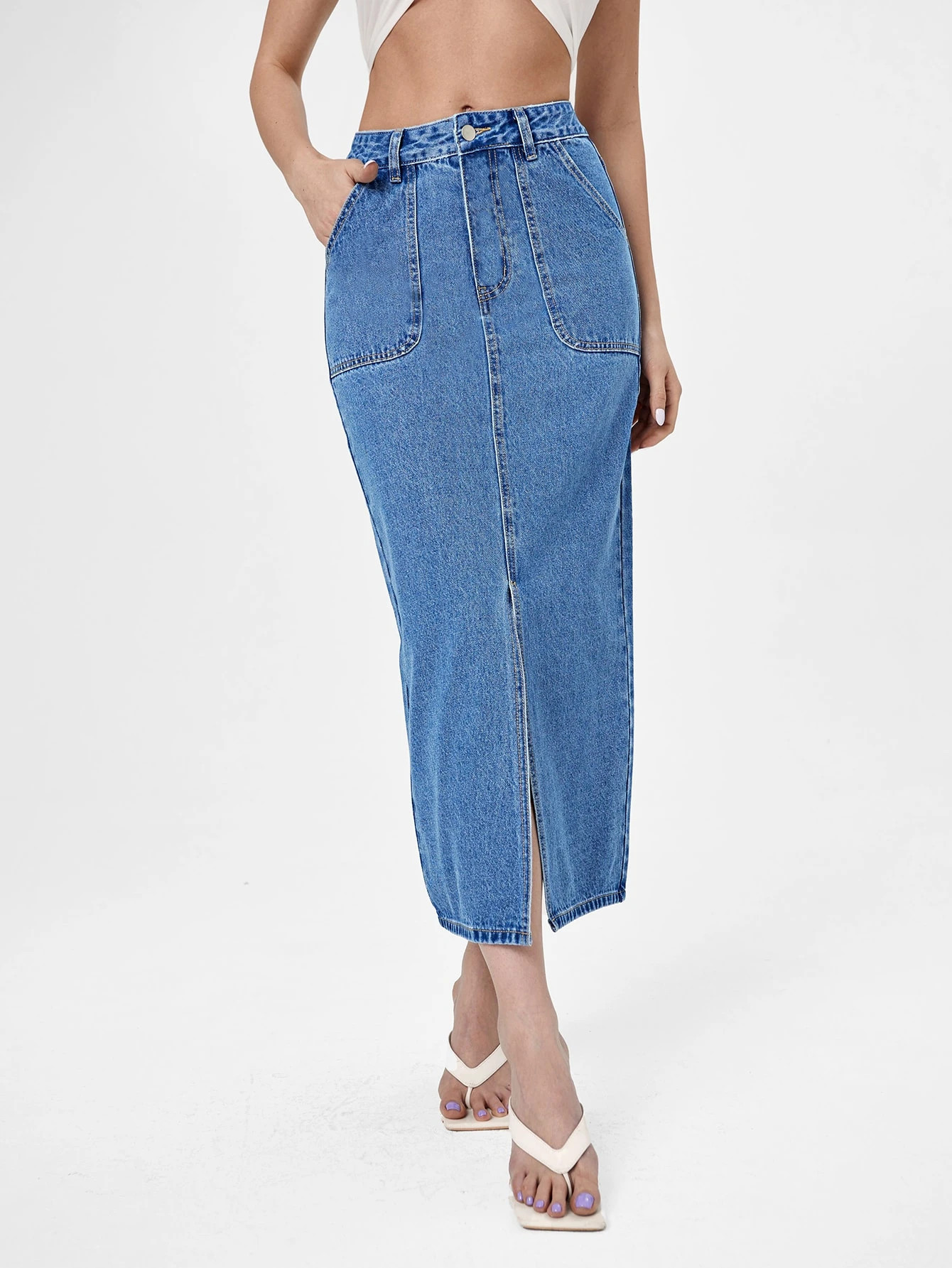 Slant Pockets Slit Hem Denim Skirt | SHEIN