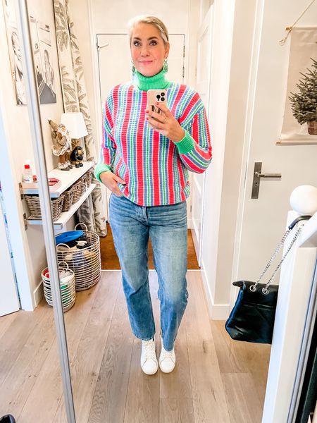 Outfits of the week. 

Running errands in a bright vertically striped sweater in green, pink and blue, boyfriend jeans and Stan Smith sneakers. 

Sweater L
Jeans EU40 tall
Sneakers 41 1/3 (I am usually a 41)

#LTKSeasonal #LTKeurope #LTKunder100