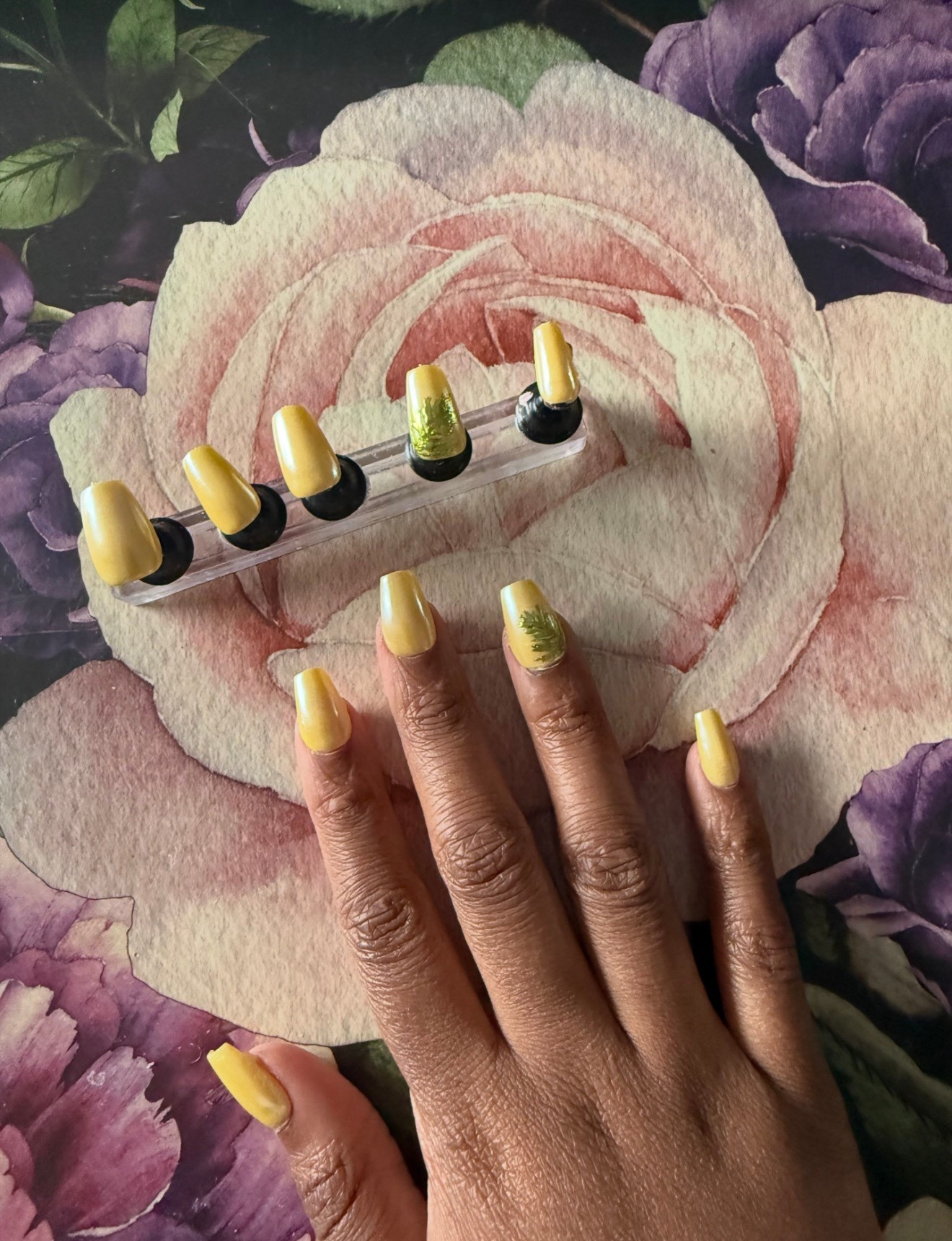 Butter yellow chrome nails, yes please! 

#LTKBeauty #LTKdayinmylife #LTKselfcare