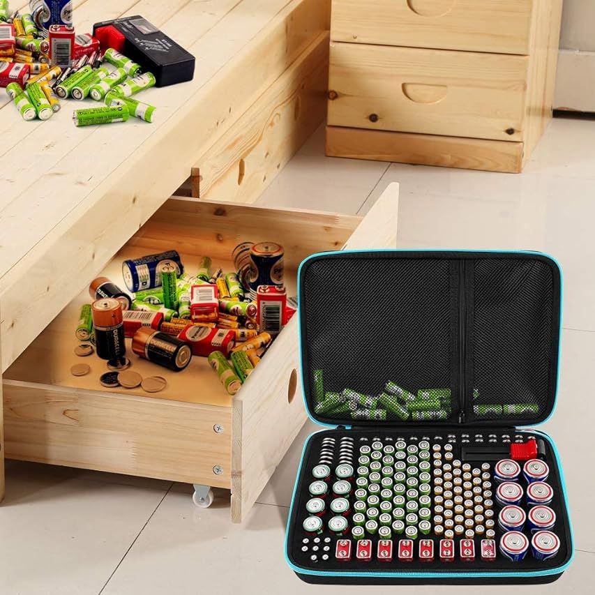 COMECASE Hard Battery Organizer Storage Box, Carrying Case Bag Holder - Holds 148 Batteries AA AAA C | Amazon (US)