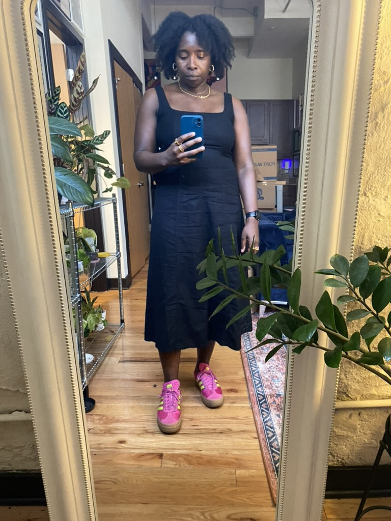 Day full of errands and book club to end the day 

 #LTKdayinmylife #LTKootd #LTKMidsize