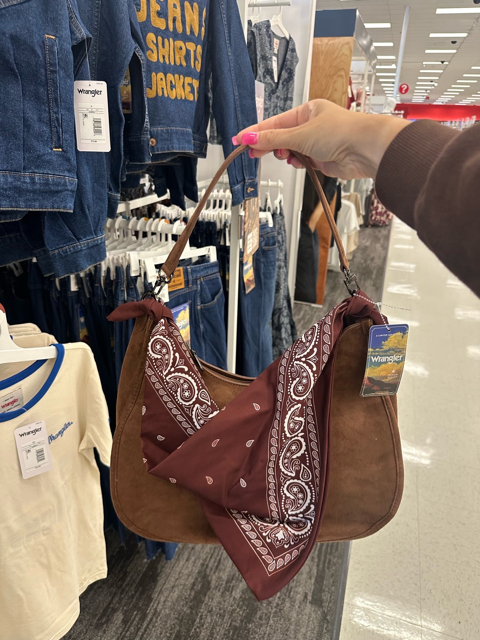 Love this brown suede bandana purse from the wrangler x target collab! So perfect for western fall! Only $40

#LTKootd