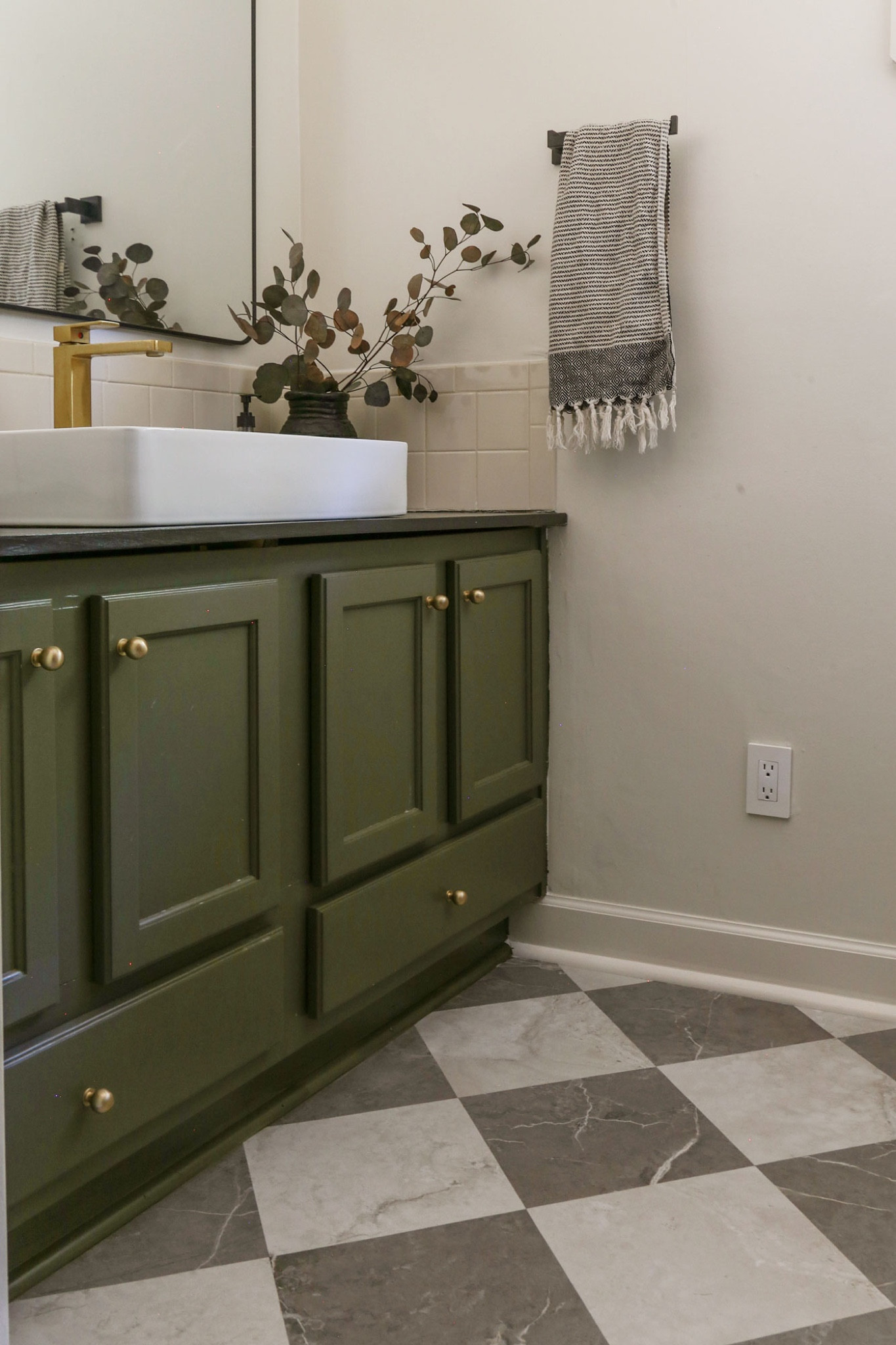 Luxury vinyl peel and stick tiles from @loweshomeimprovement for the win! #ad  This weekend project I did here in my kiddos’ bathroom proves that you don’t need to spend and arm and a leg to dramatically transform a space! #lowespartner 

#diy #flooring #bathroom #decorate #lvt #peelandstick #tile #decor #bathroomflooring 

#LTKHome #LTKFindsUnder100 #LTKStyleTip