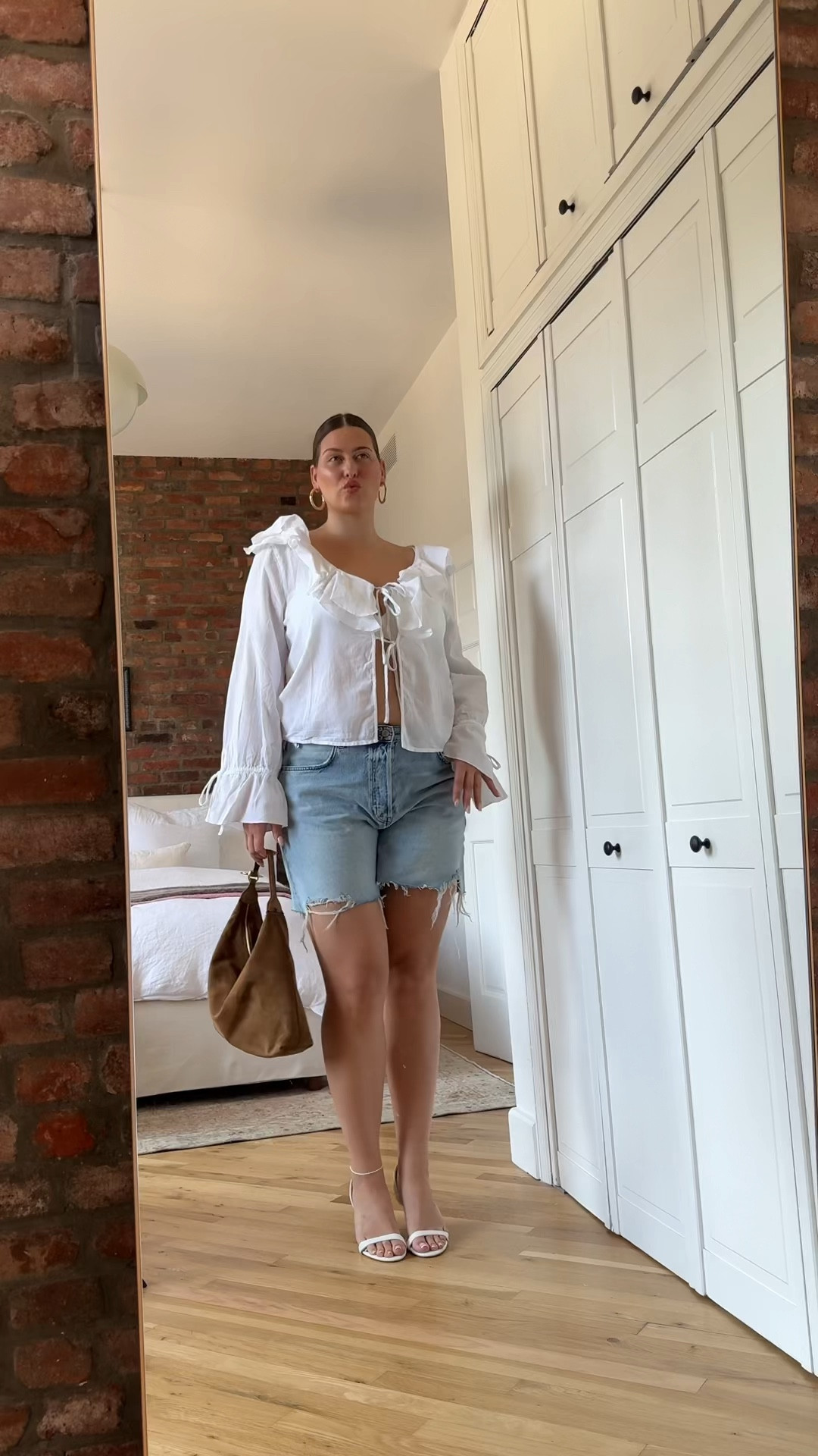 Light and breezy summer outfit of the day 

#LTKMidsize #LTKSeasonal #LTKVideo