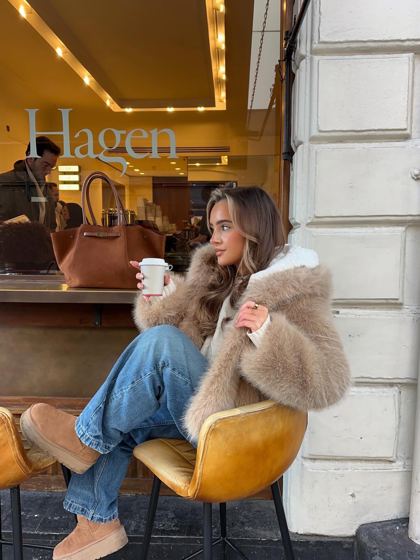 a cosy jan☕️🧸☁️🕯️