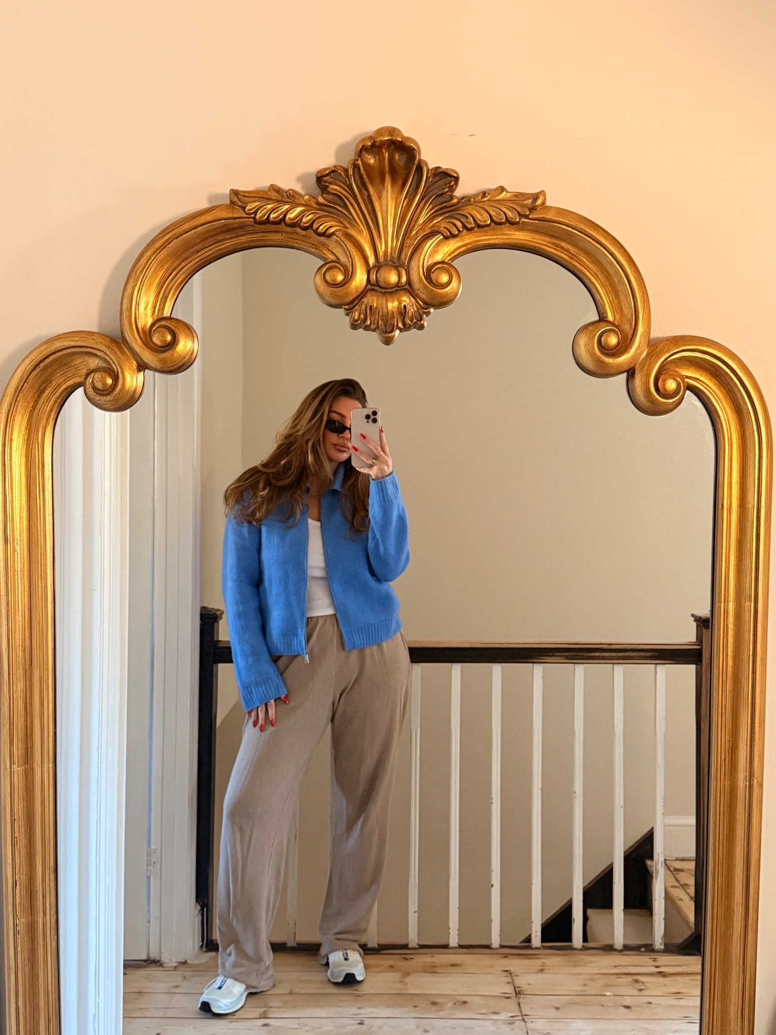 I’m wearing a large cardigan 
My joggers are from Sami Miro vintage but have linked similar 

#LTKmidsize